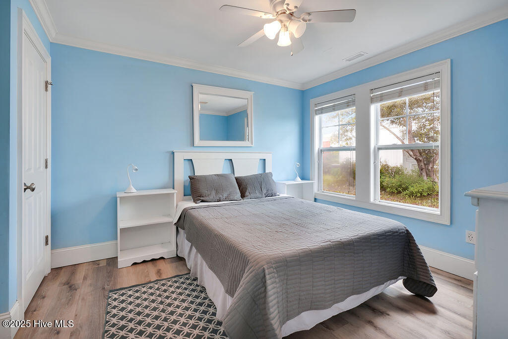 100531448 | Photo 11