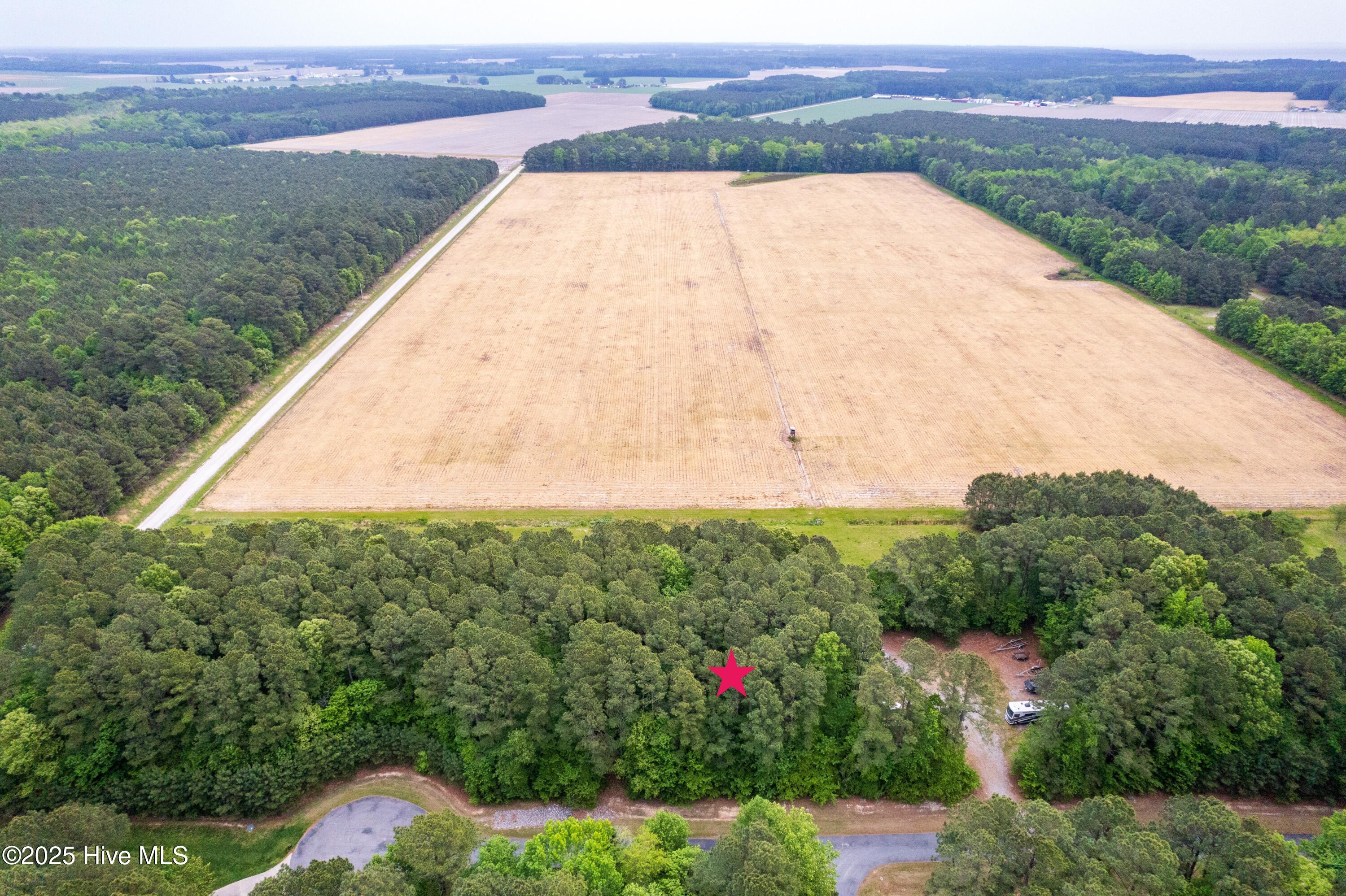 18 Sutton's Landing Road