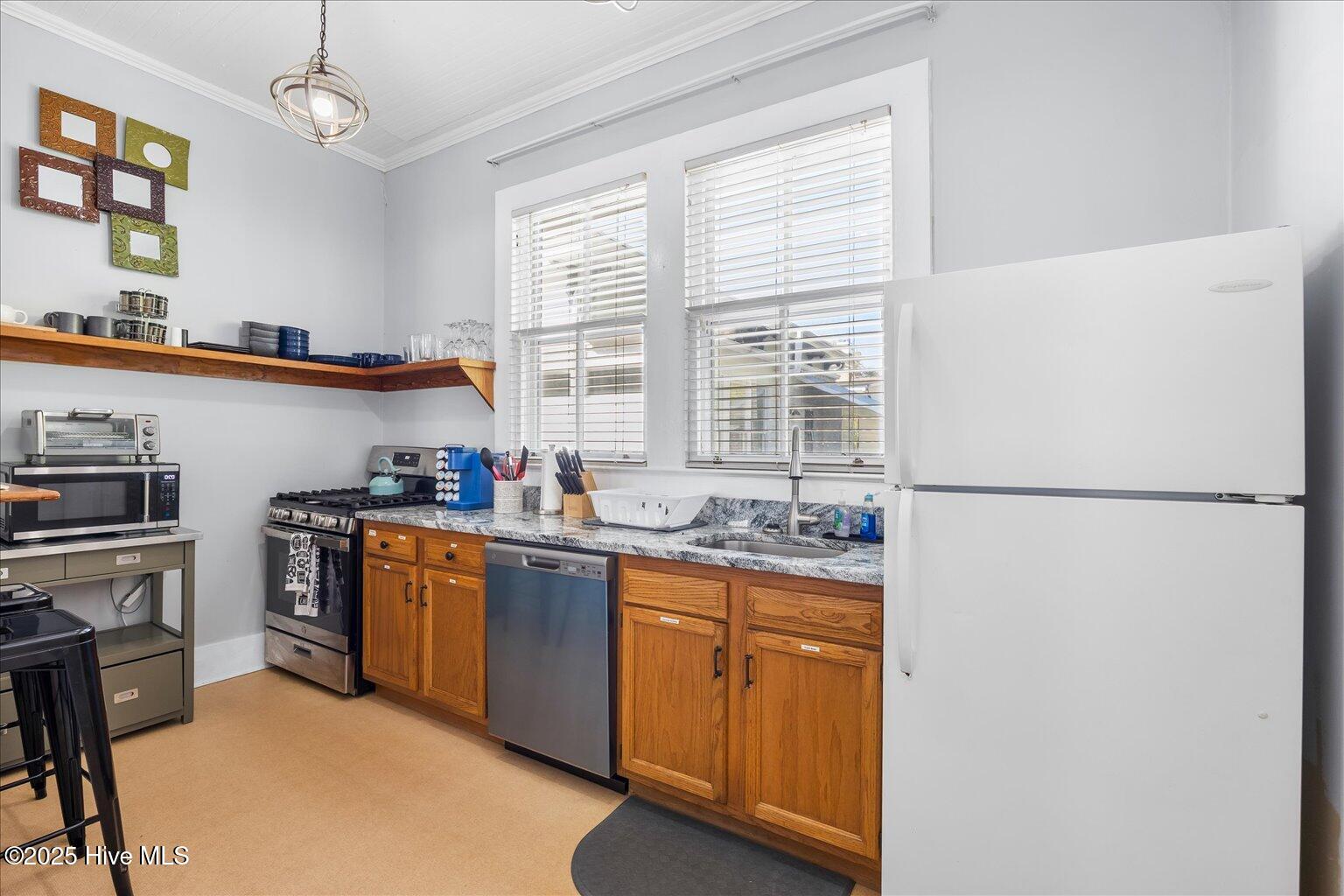 100538271 | Photo 10