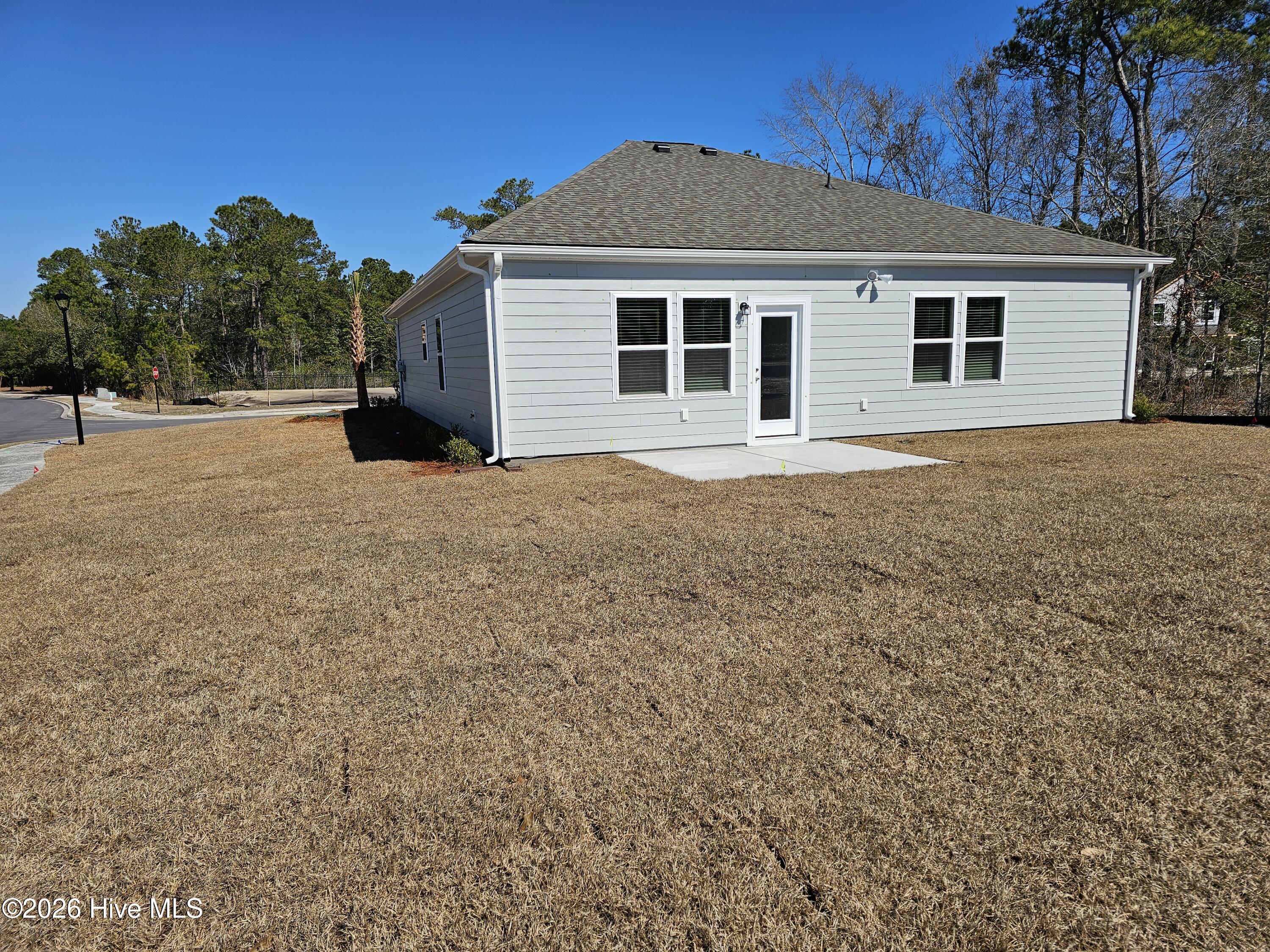 100540588 | Photo 14