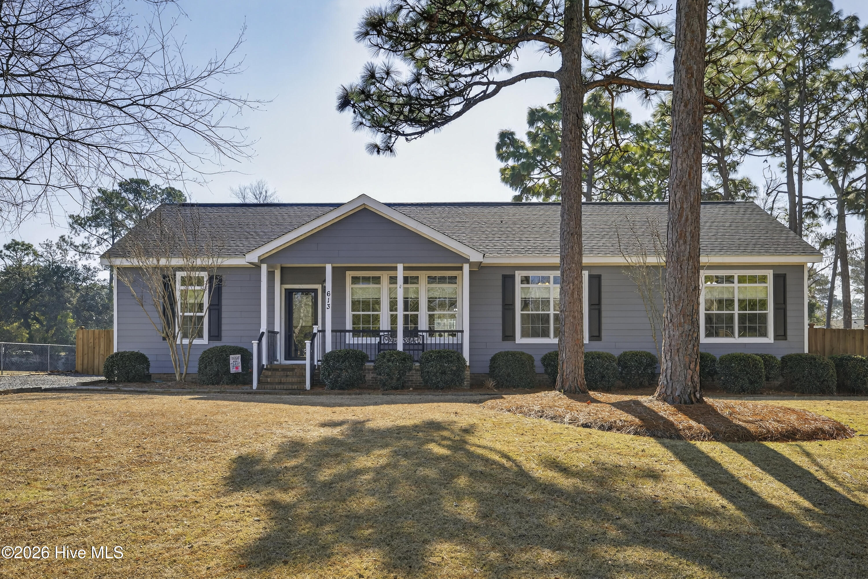 100553649 | Photo 47