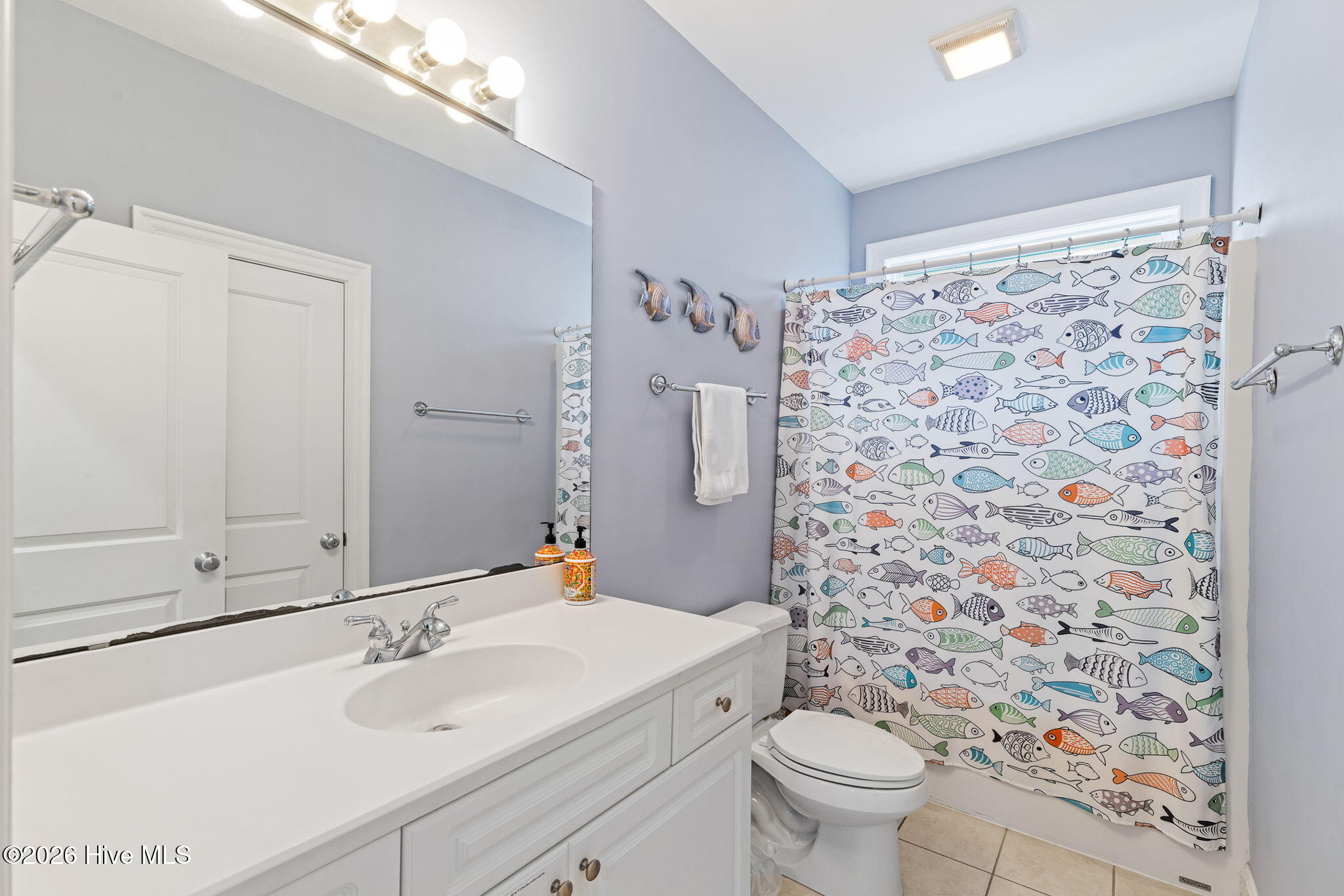 100551653 | Photo 33