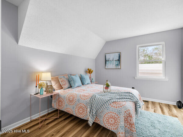 100558460 | Photo 22