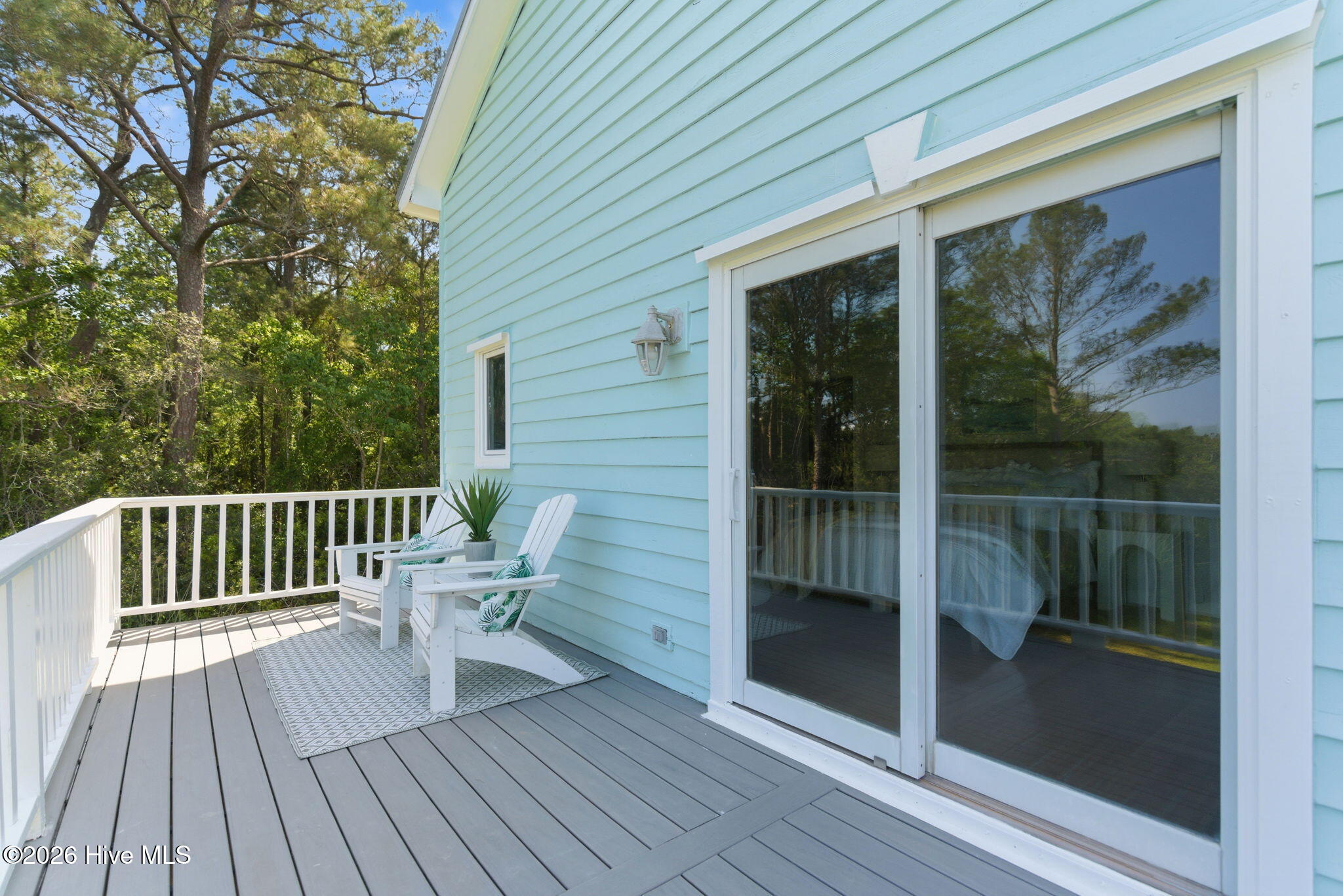 100569550 | Photo 43