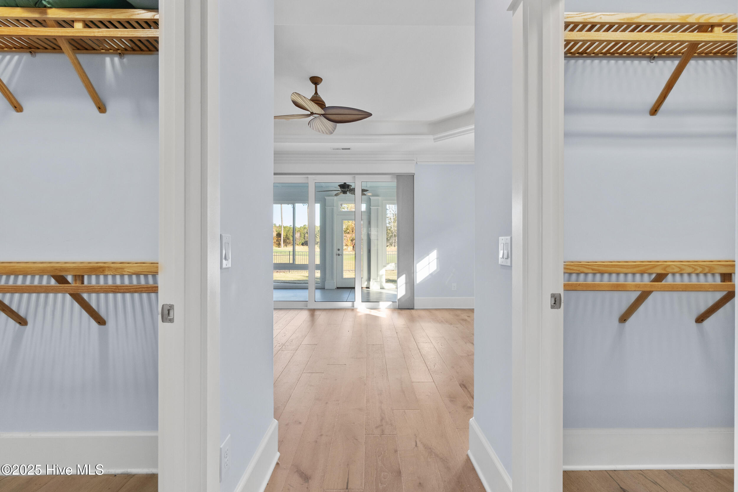 100541270 | Photo 10