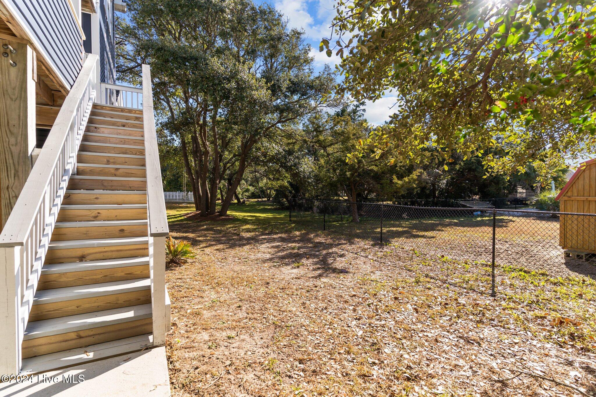 100480752 | Photo 43