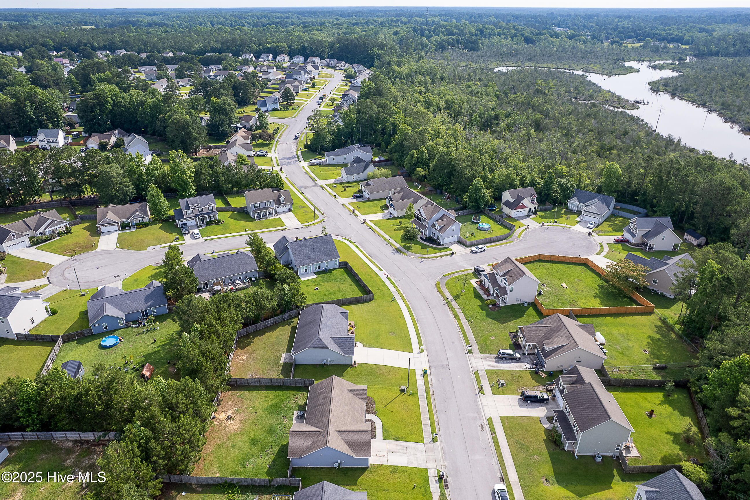 100567808 | Photo 29