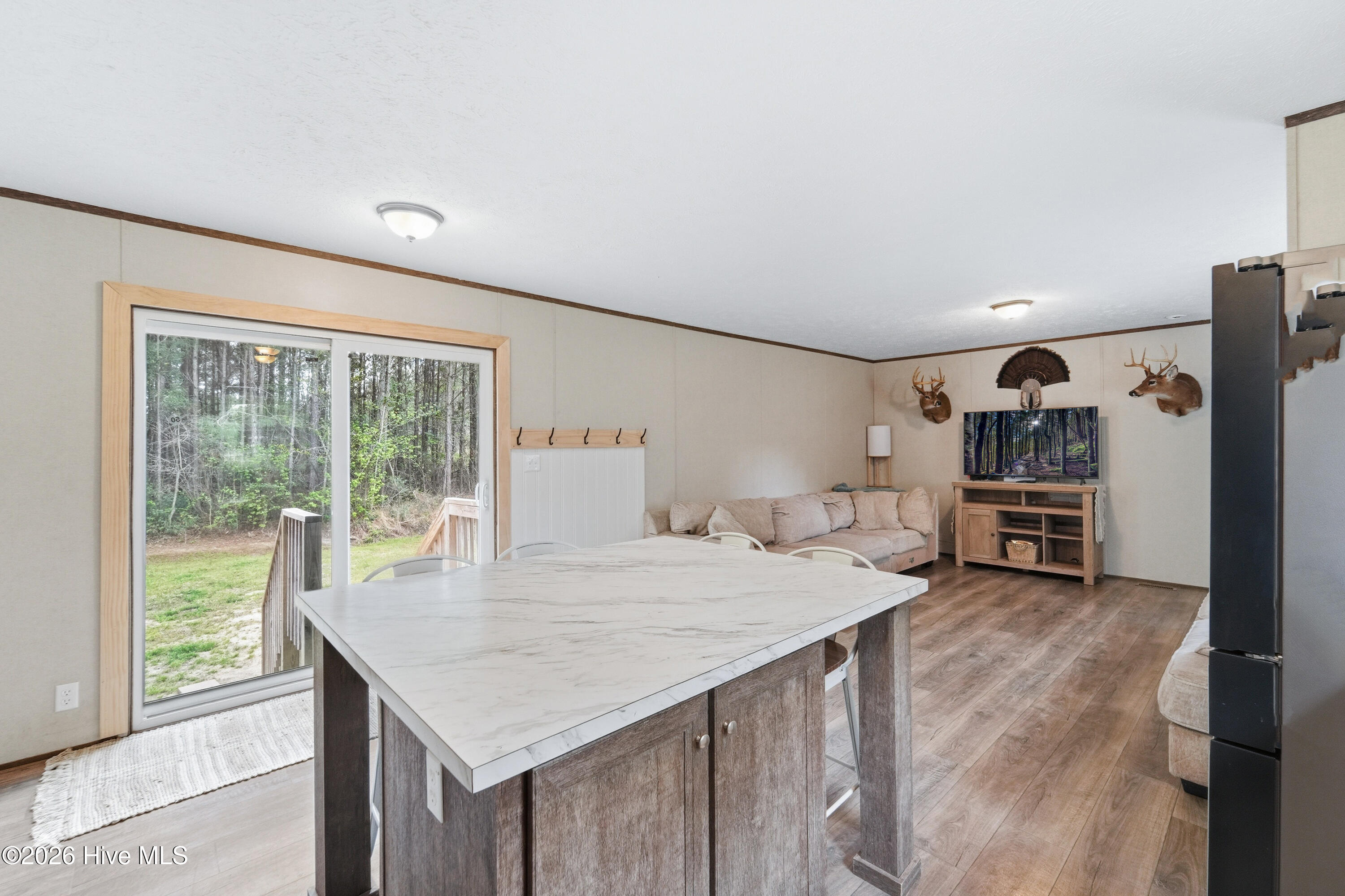 100566814 | Photo 40