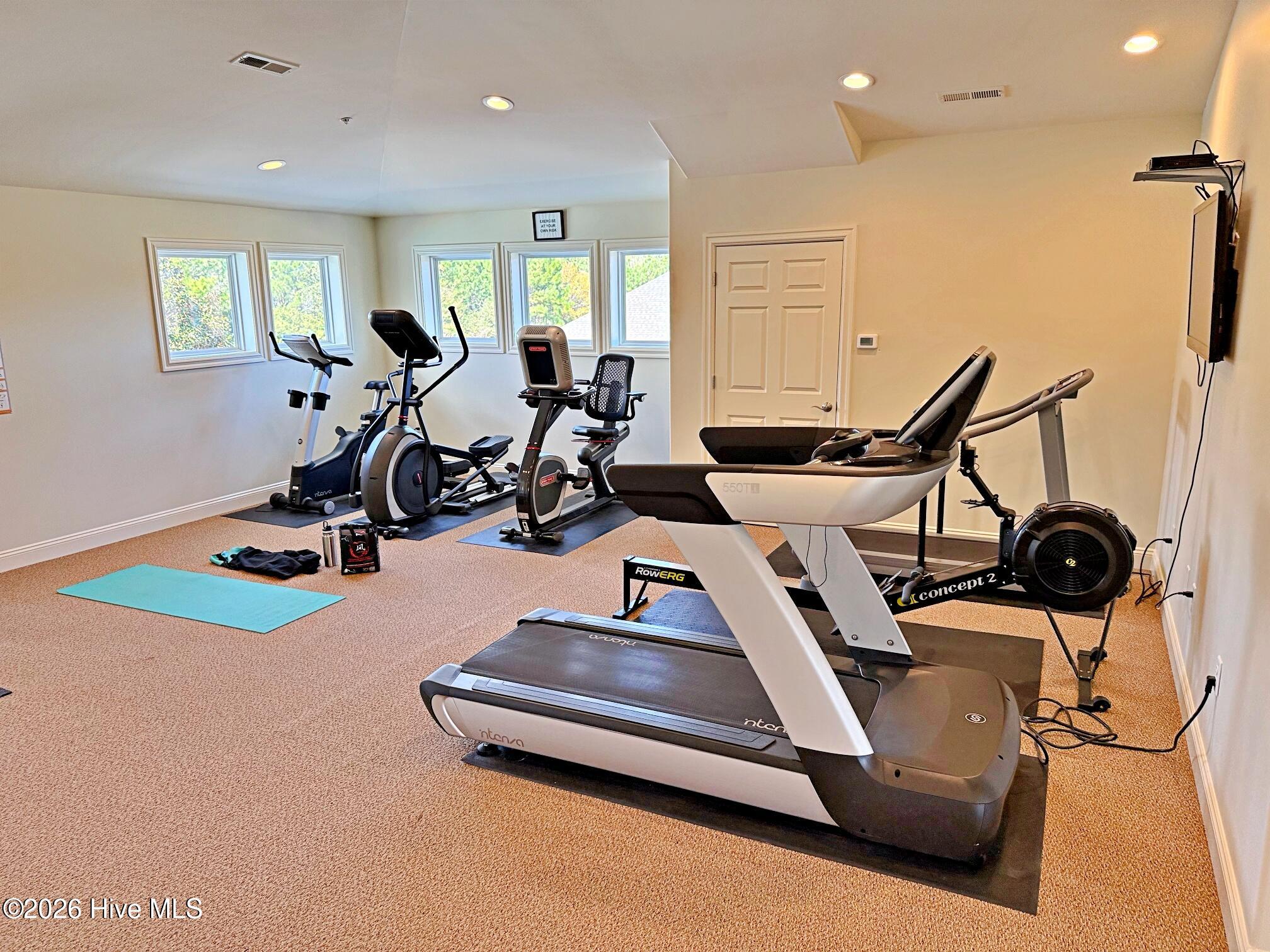 100537475 | Photo 55