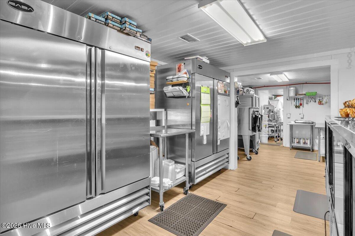 100551922 | Photo 69