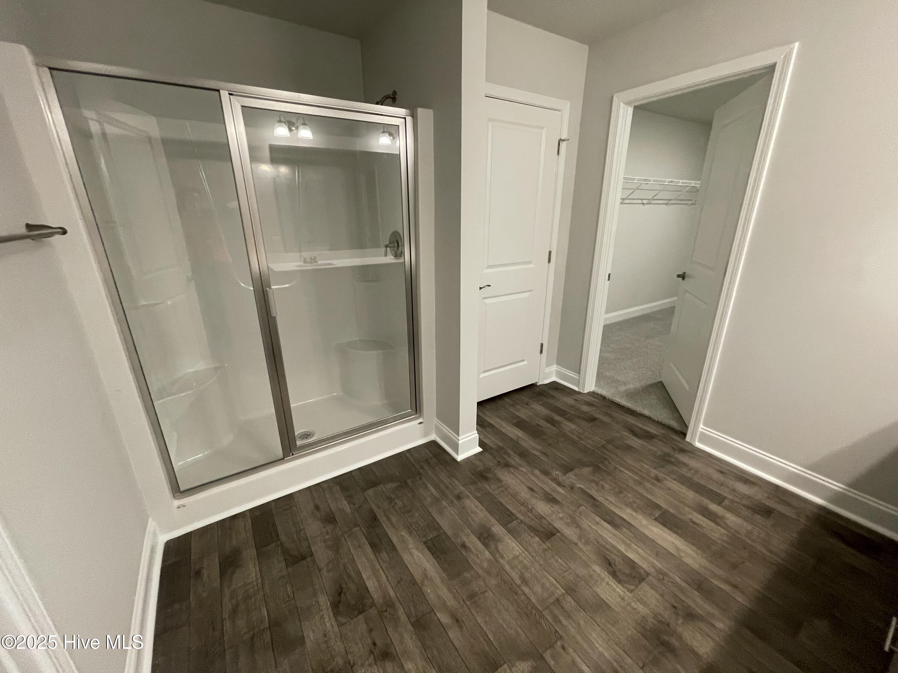 100425636 | Photo 51