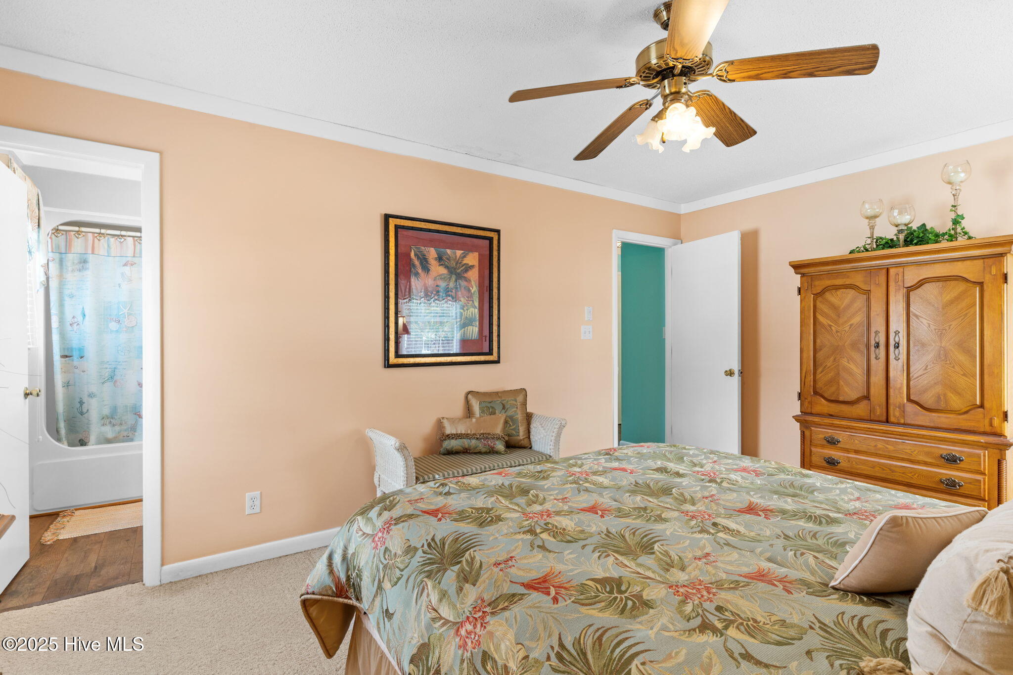 100544107 | Photo 23