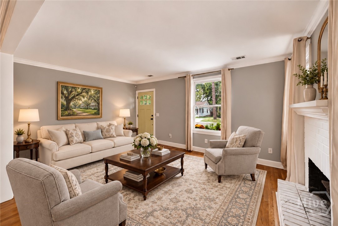 Photo 4 of Single family home for sale at 316 E 57th Street, Savannah, GA 31405 | MLS# SA365805 | Listing updated on 2026-10-08