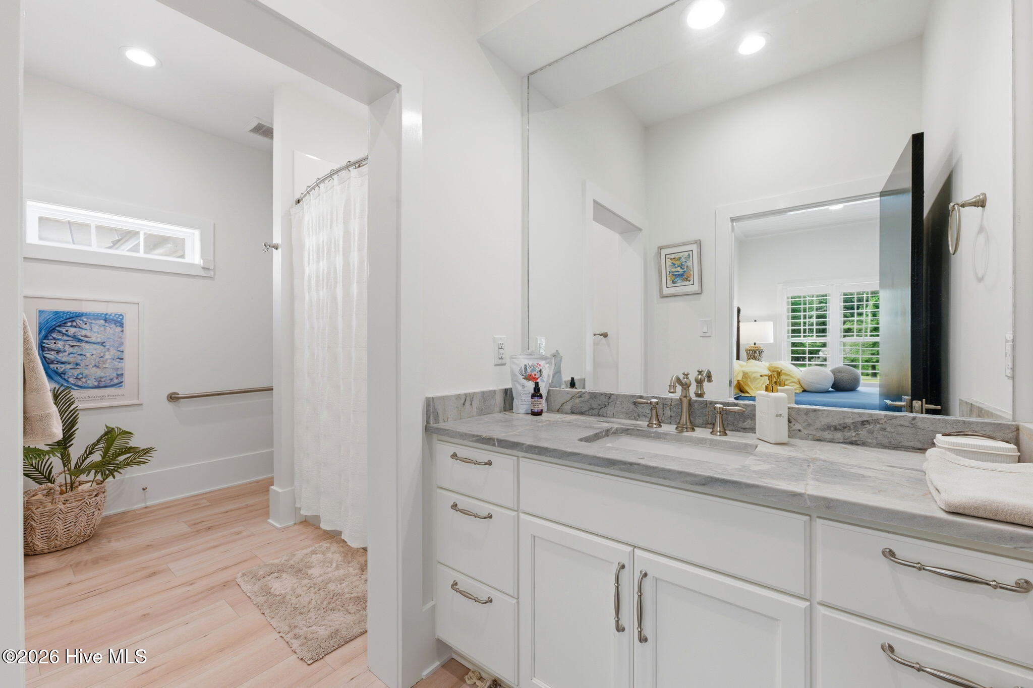 685 Raymond Road,Arapahoe