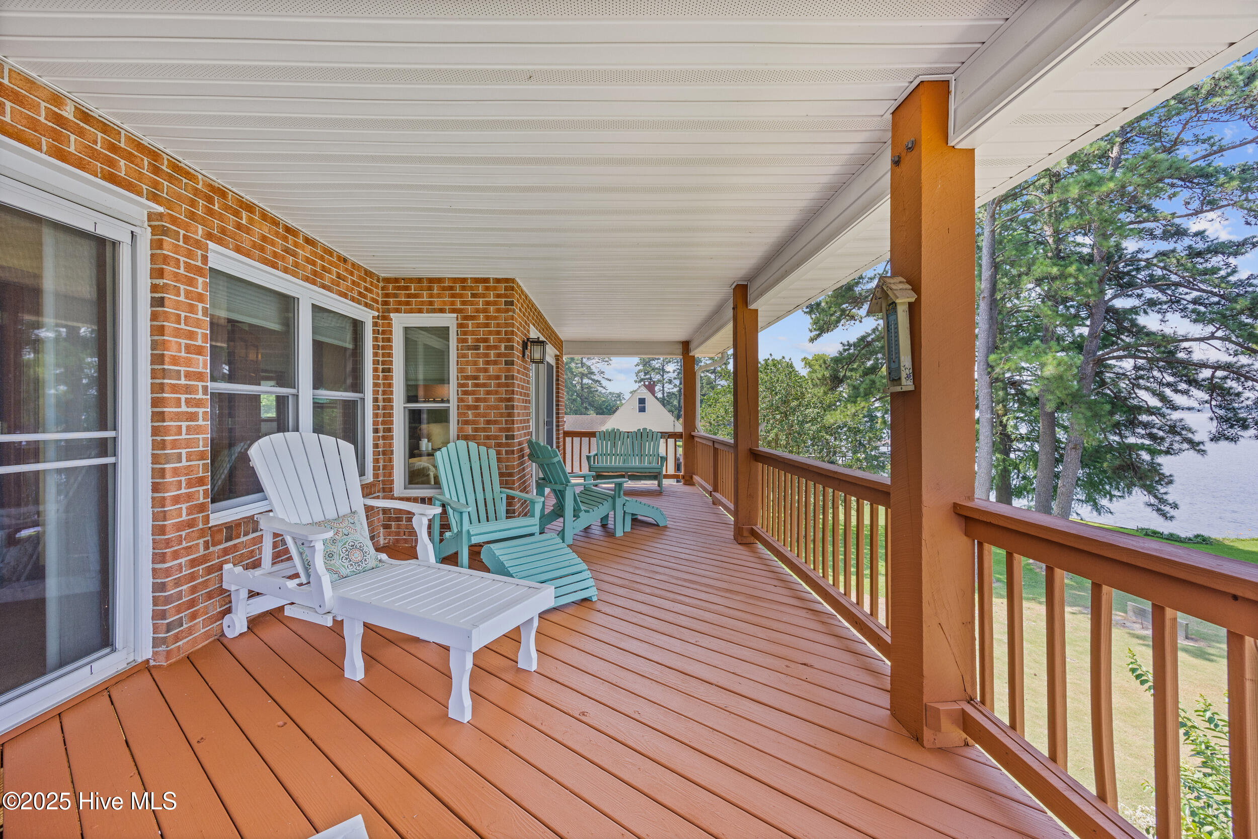 Spacious Covered Deck