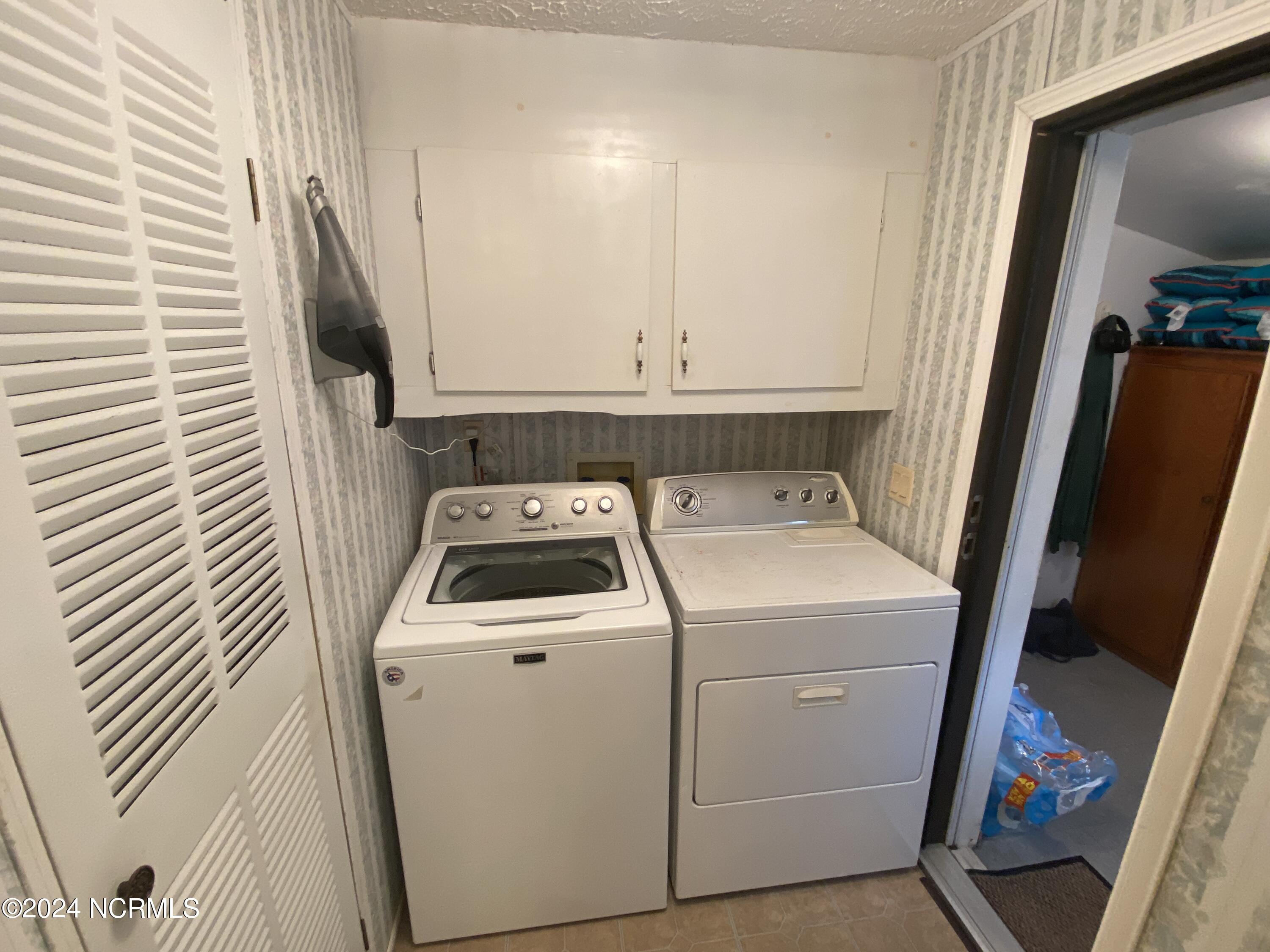 100460932 | Photo 16