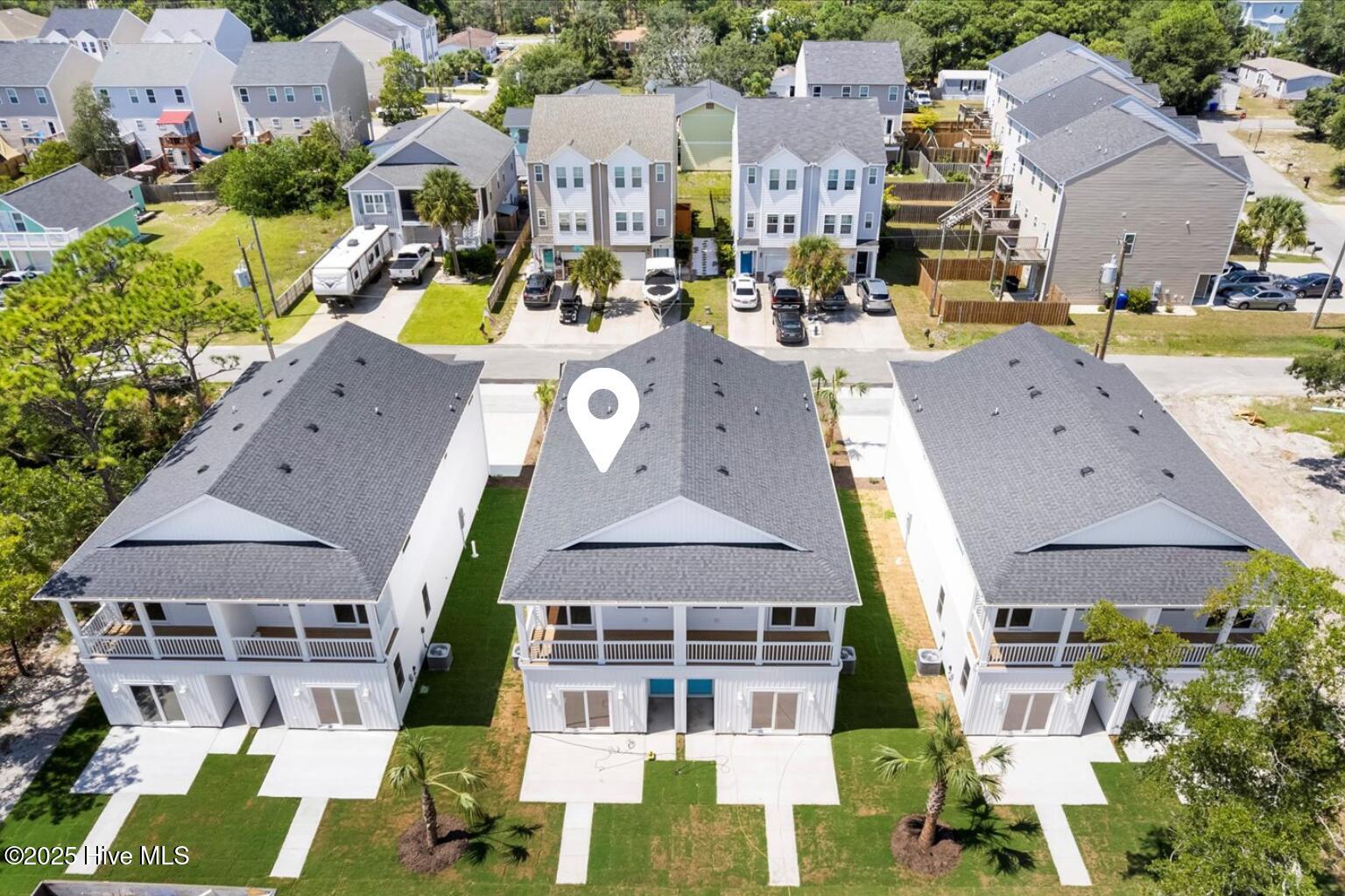 100515408 | Photo 39