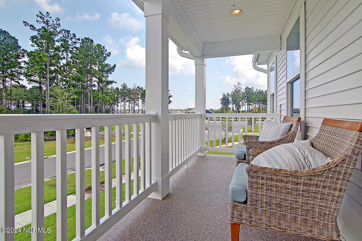 100567572 | Photo 23