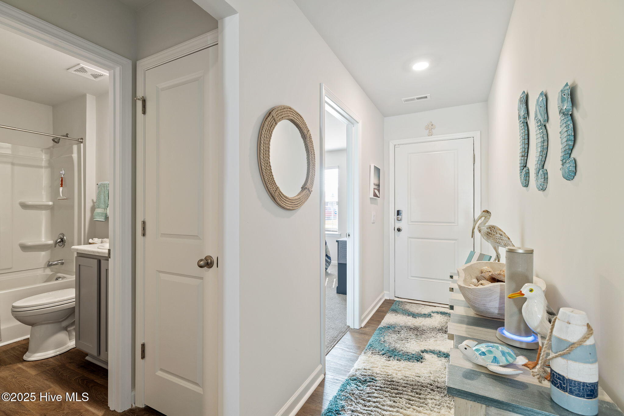 100531495 | Photo 24