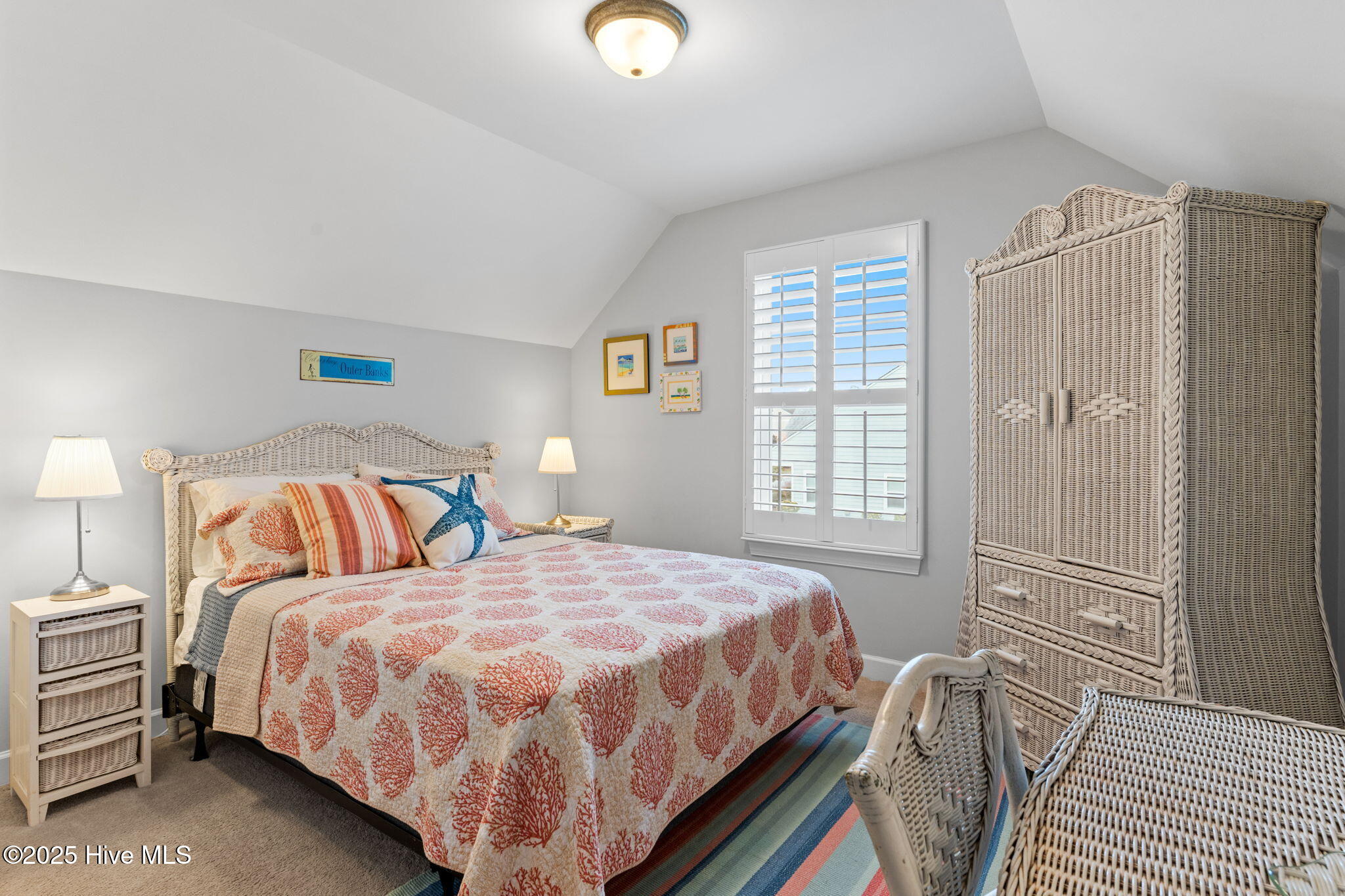 100536168 | Photo 34