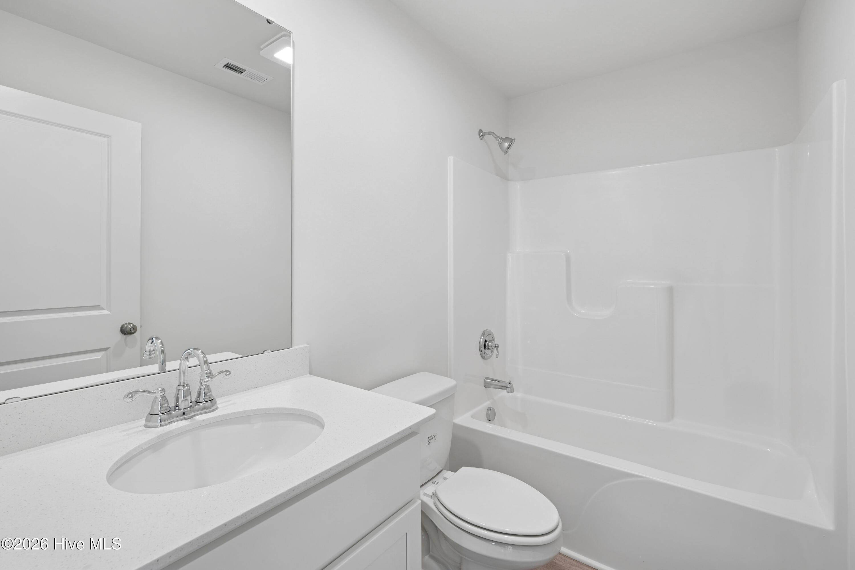 100534261 | Photo 13