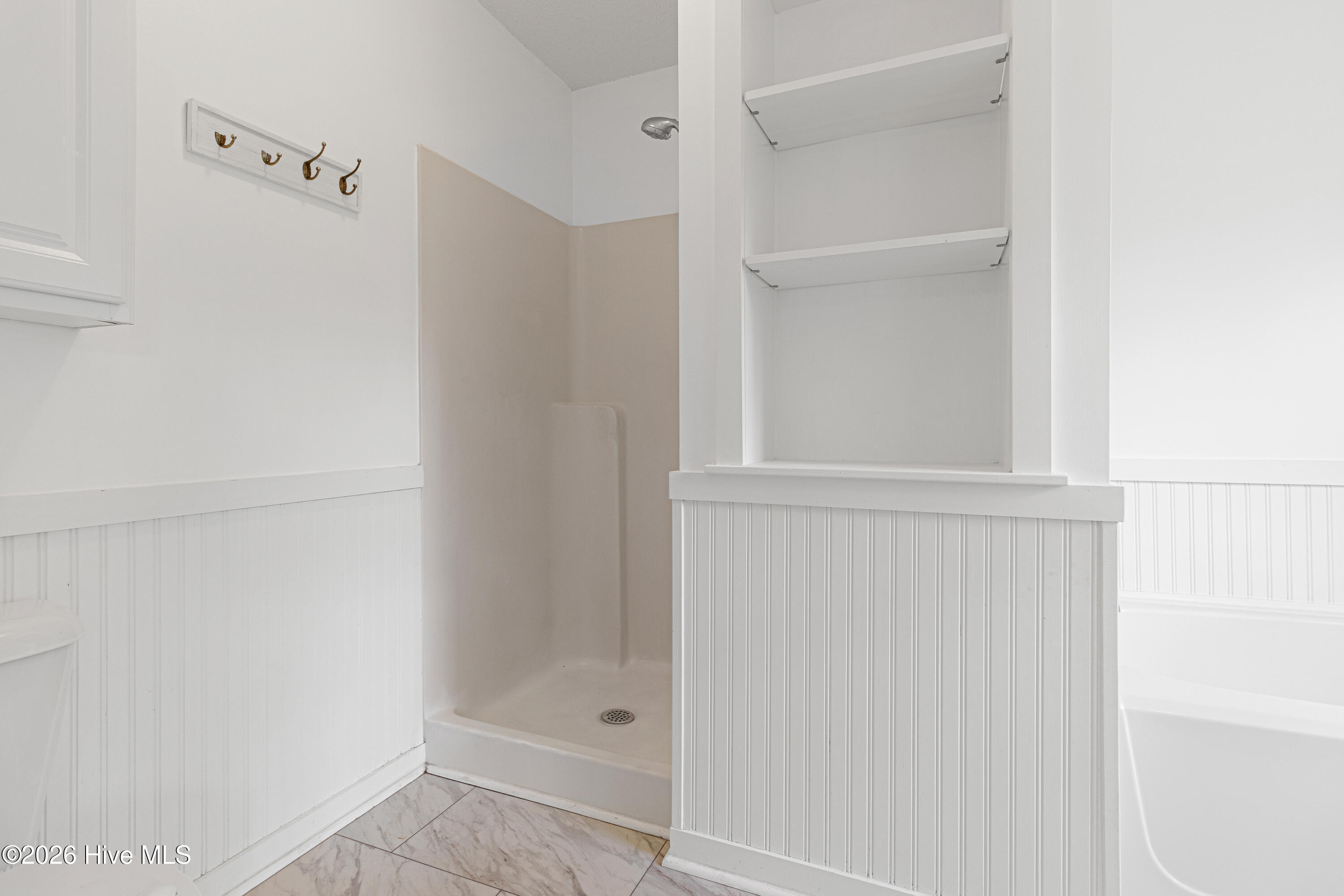 100570651 | Photo 18