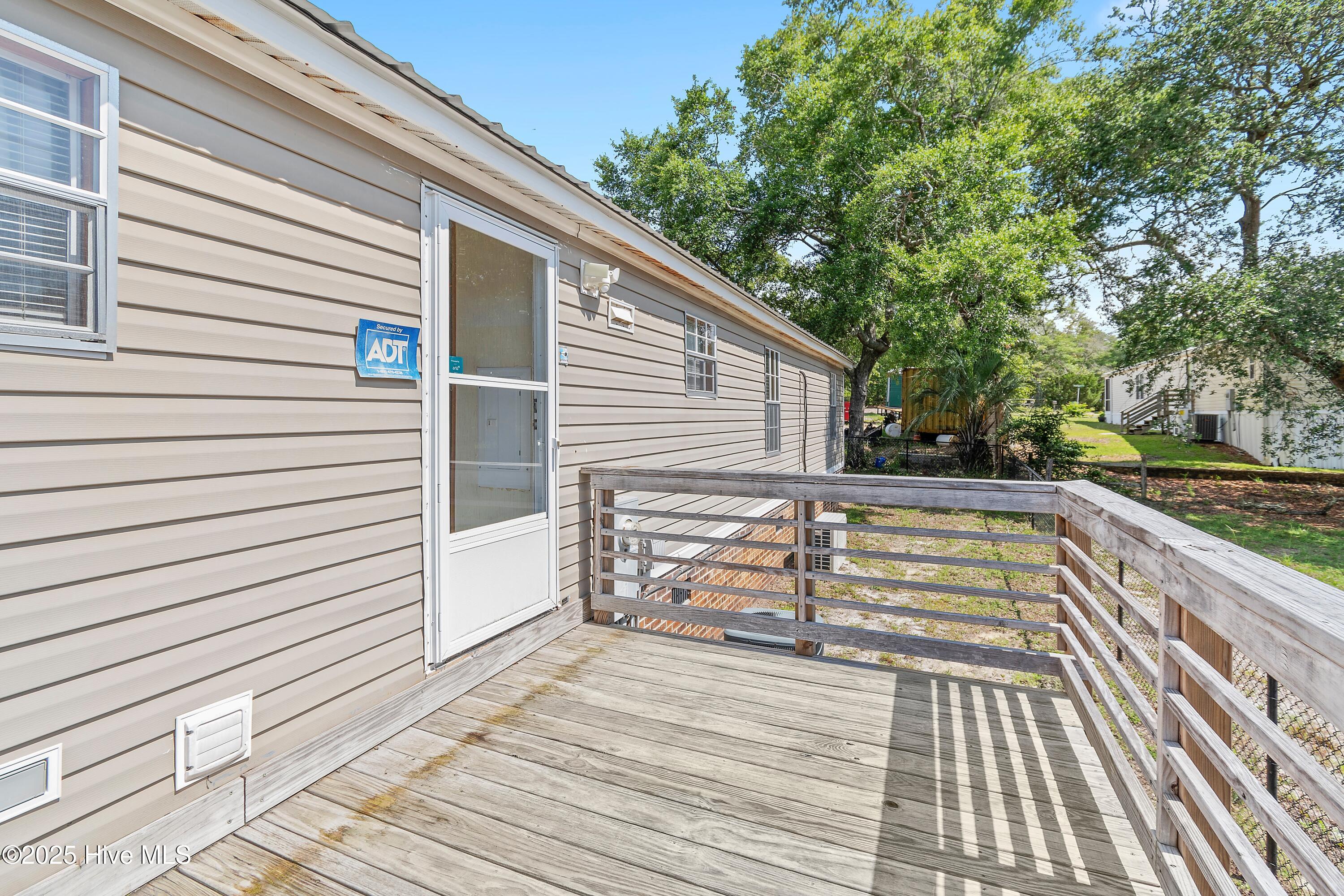 100539647 | Photo 29