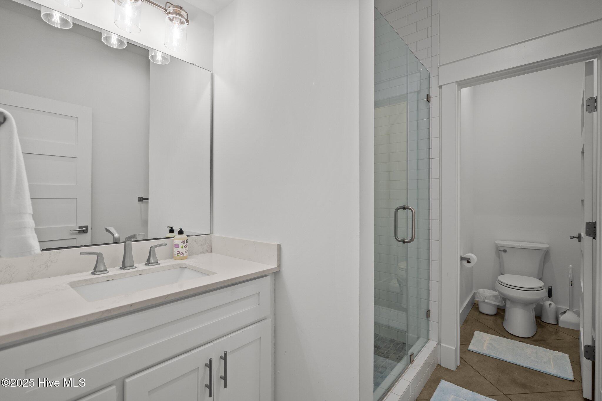 100529961 | Photo 20