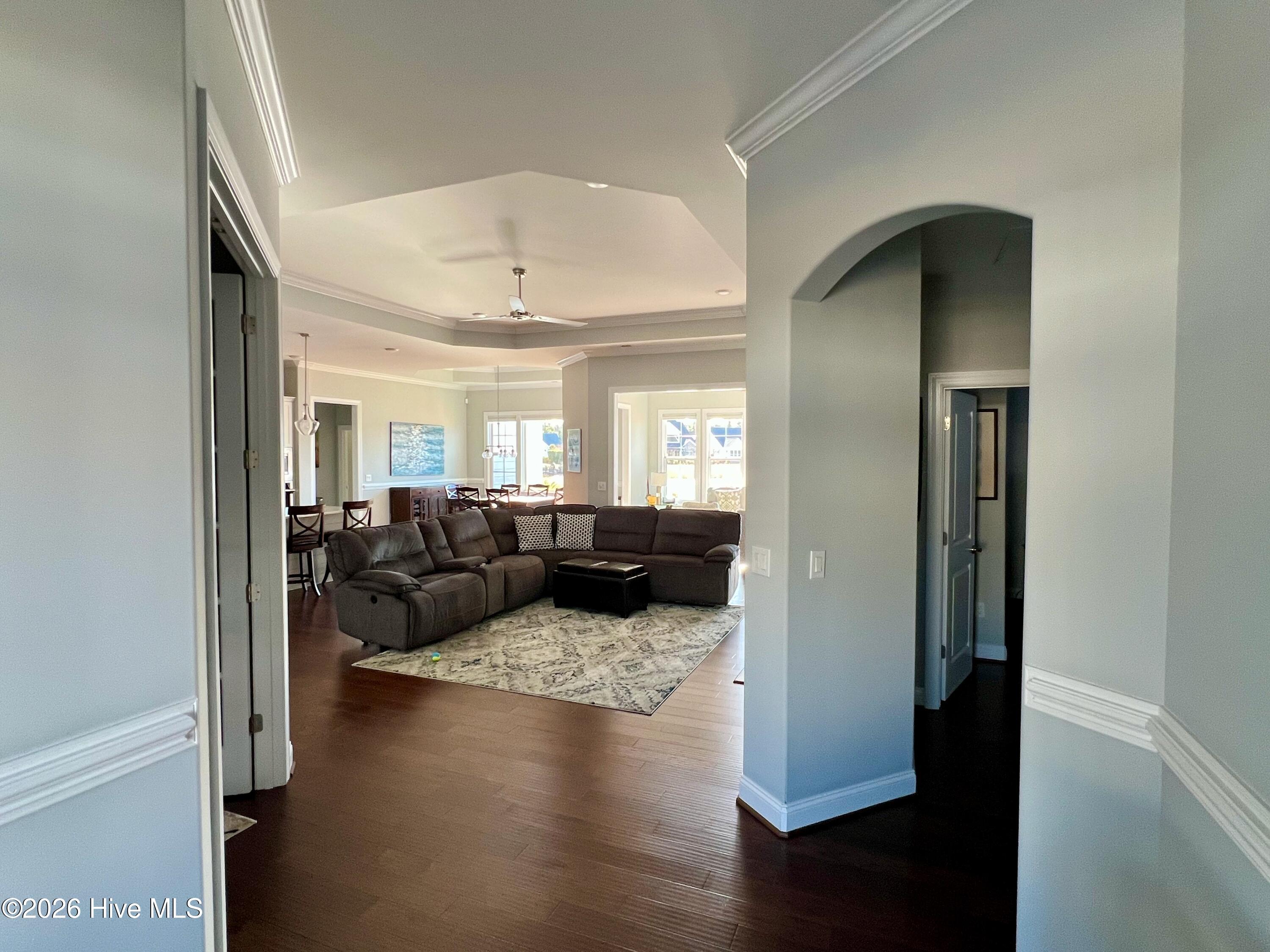 100549571 | Photo 13