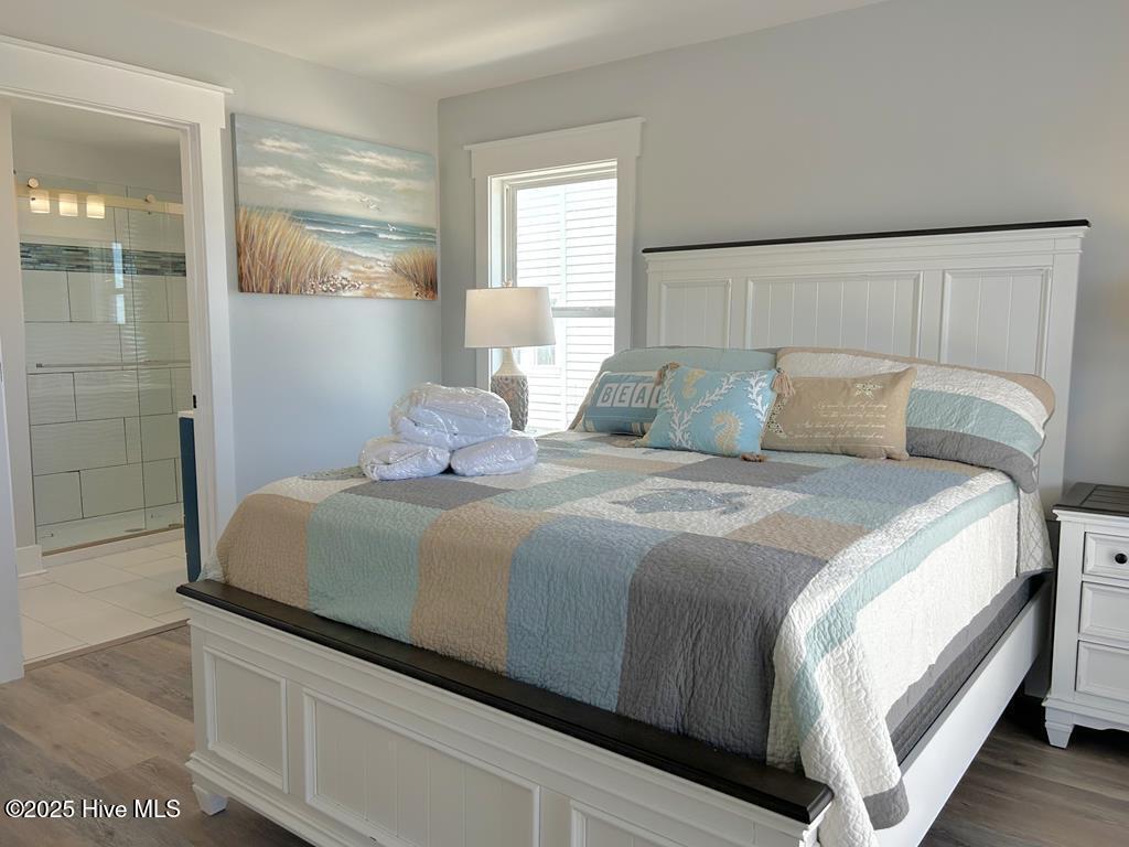 100533817 | Photo 30