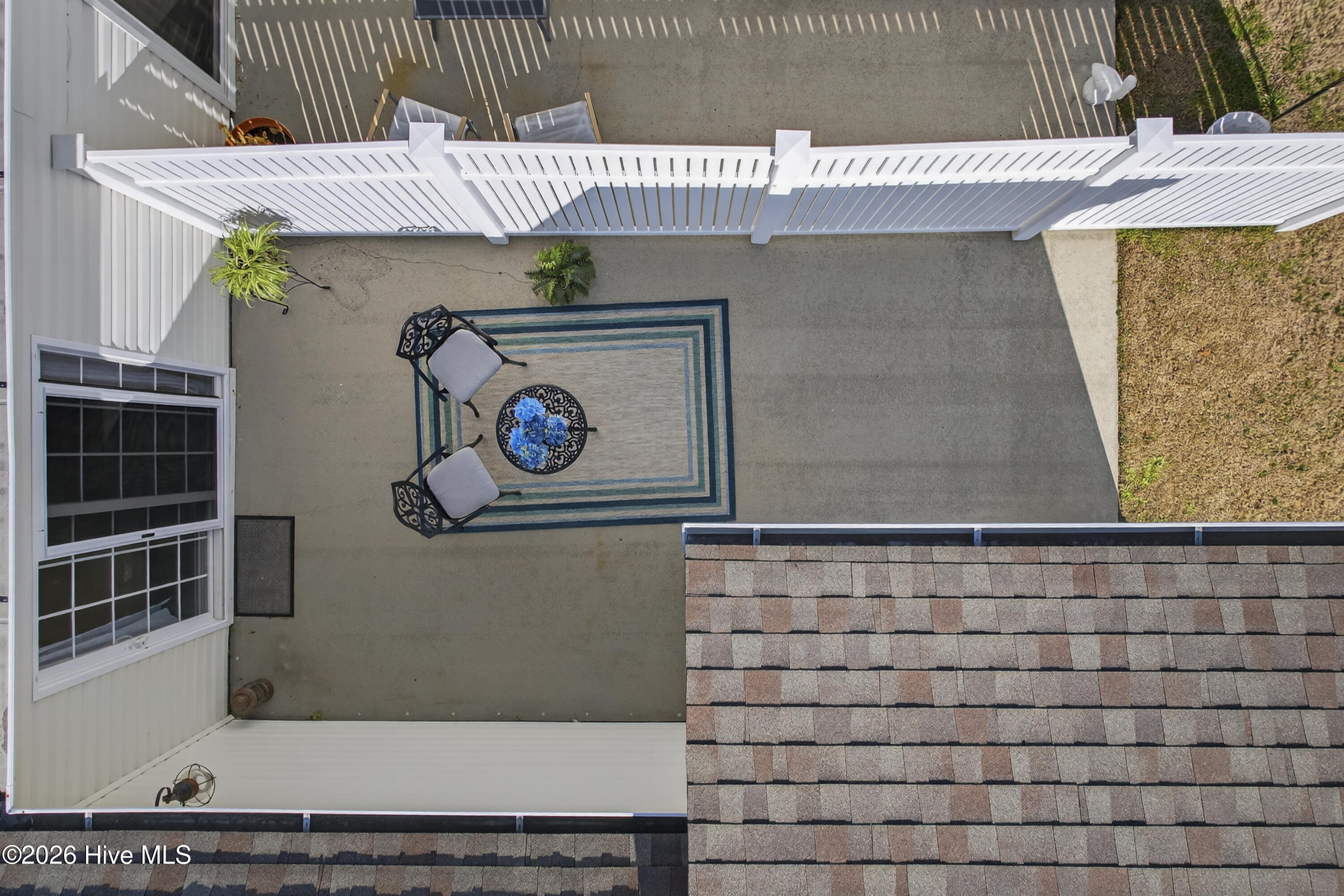 100555242 | Photo 23