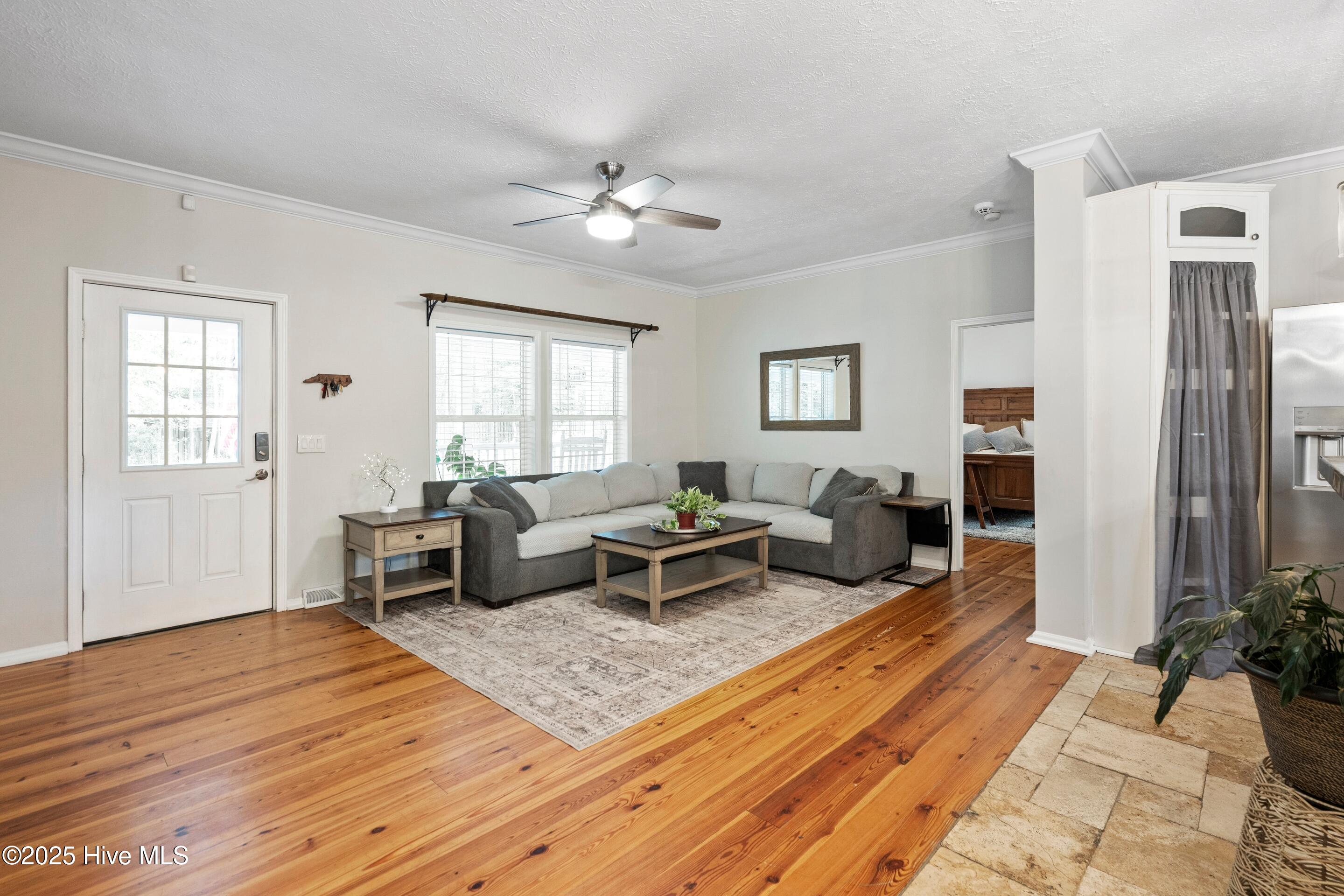 100535134 | Photo 10