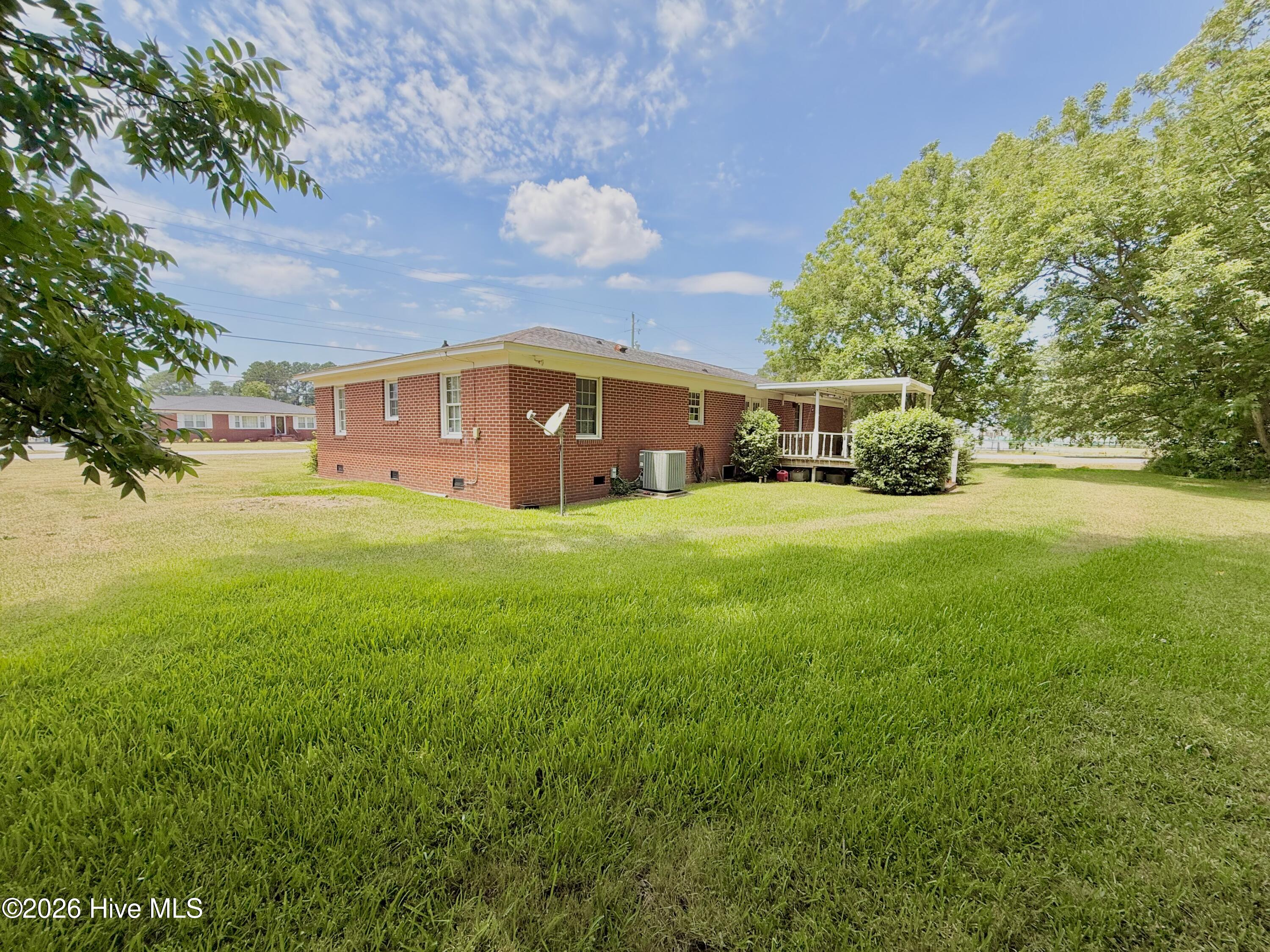 Homes for sale in Kinston, NC | 355 Camellia St, Kinston, NC 28504 | MLS# 100582474