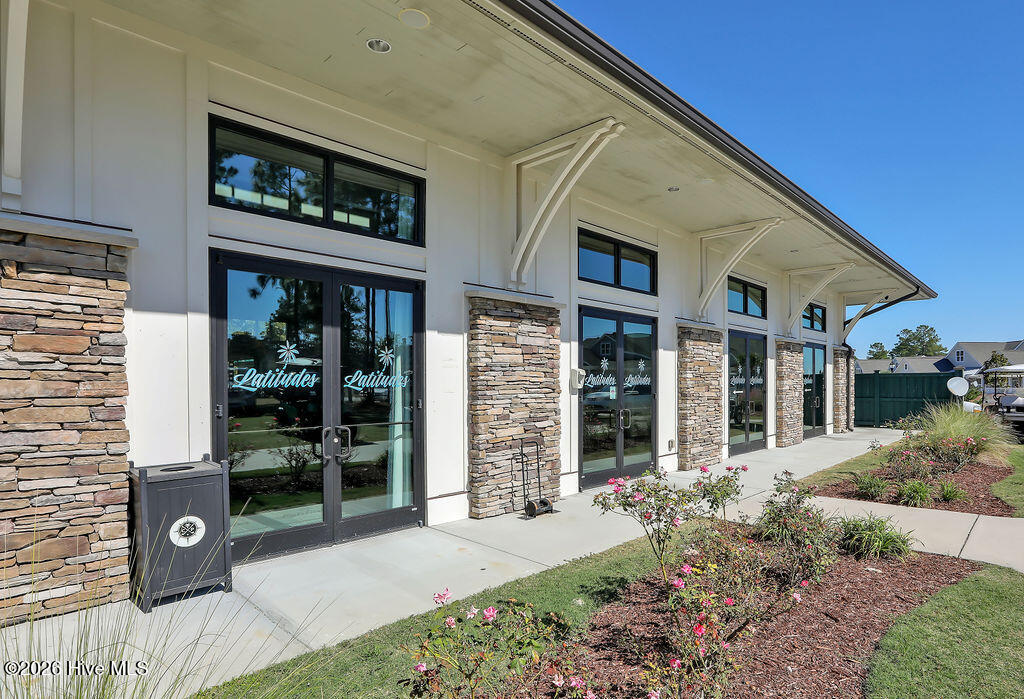 100555055 | Photo 92