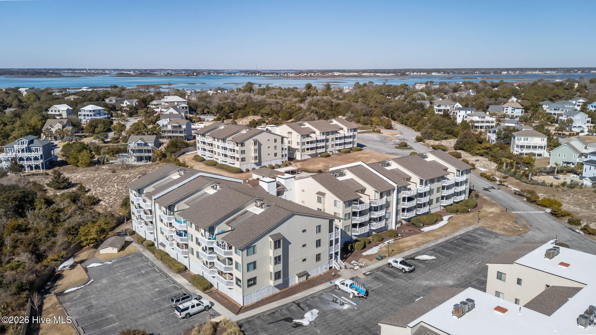 100551765 | Photo 48