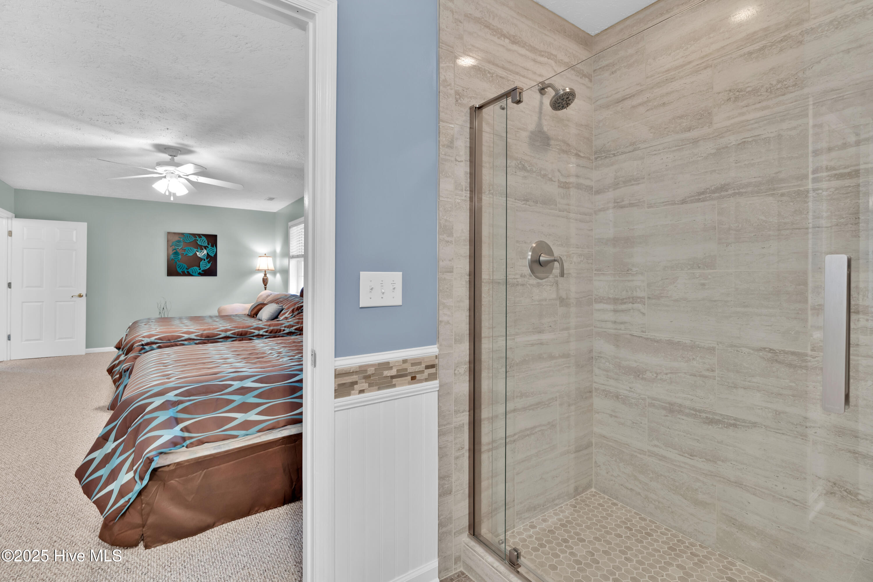 100530554 | Photo 12