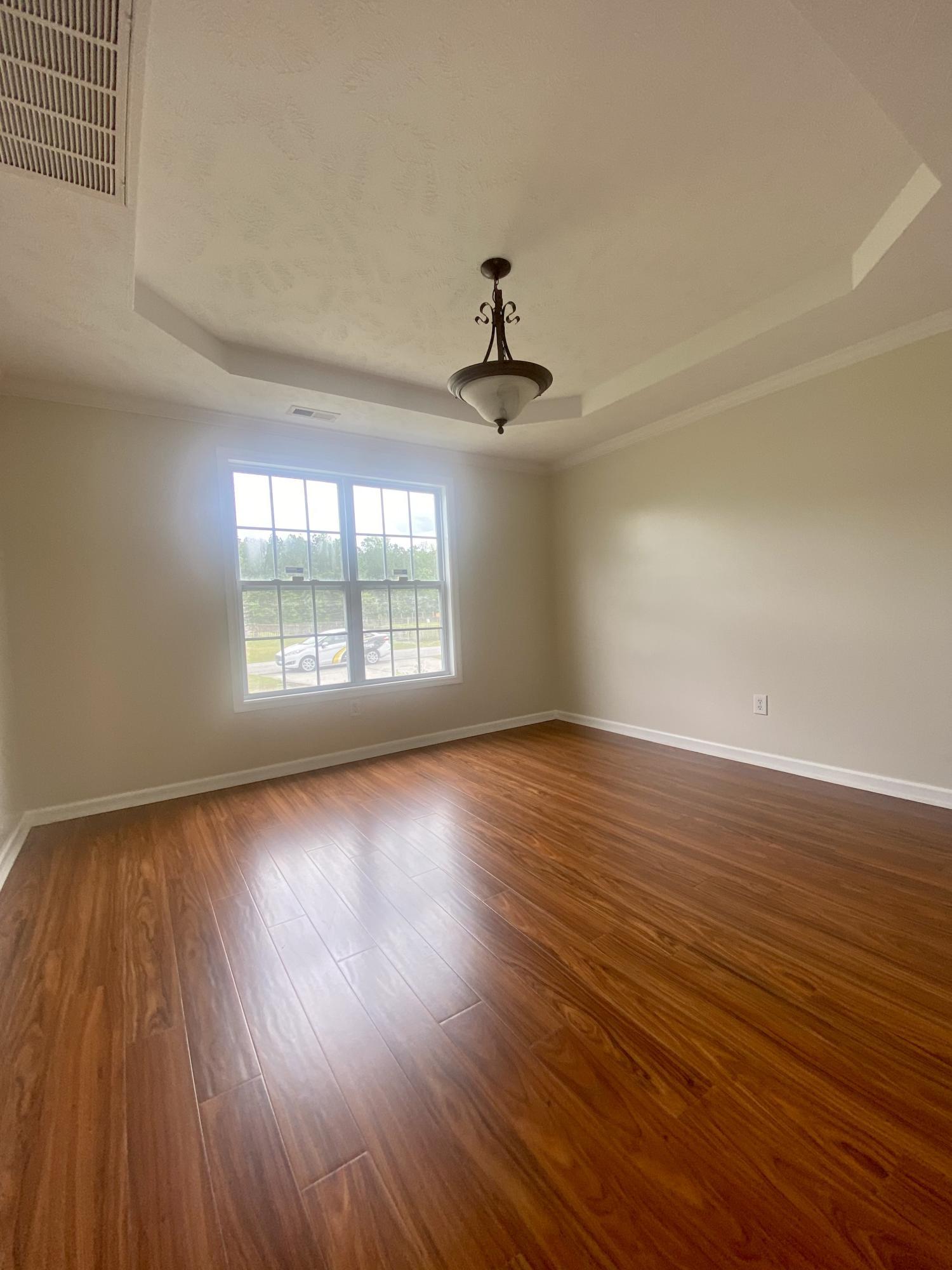 100545799 | Photo 27