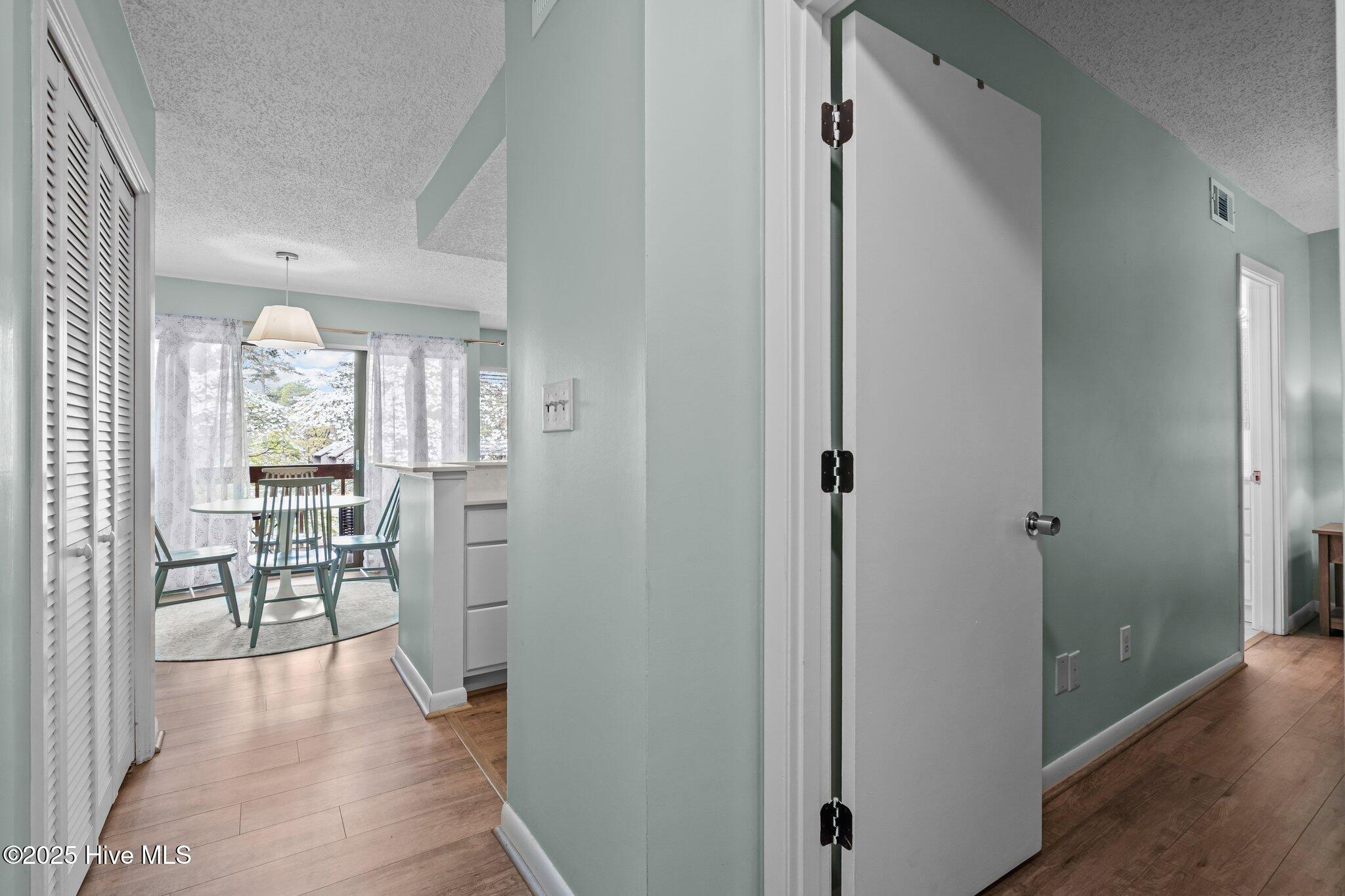 5 Pine Tree Road 211