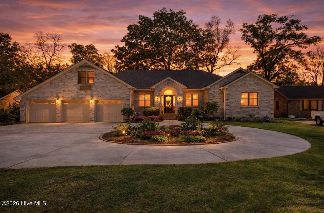 220 Shoreline Drive, New Bern, NC, 28562