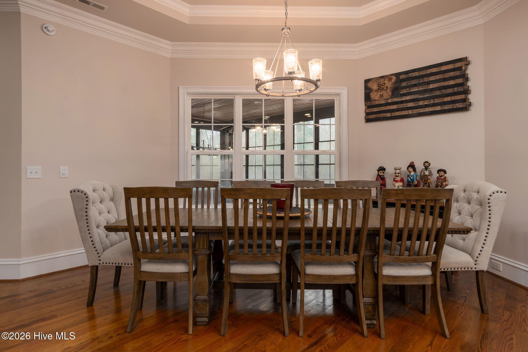 100556327 | Photo 19