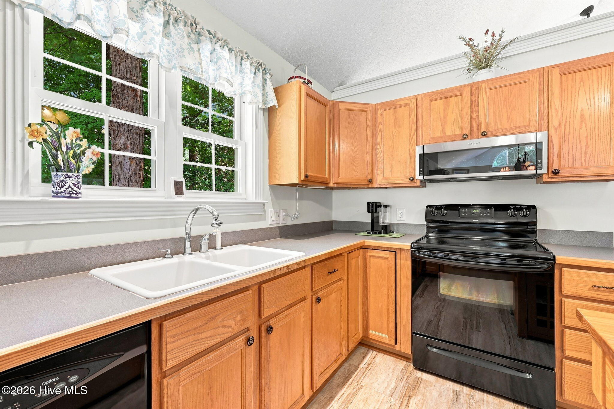 Exterior photo of 101 Pamlico Place, Chocowinity, NC 27817. MLS: 100598331