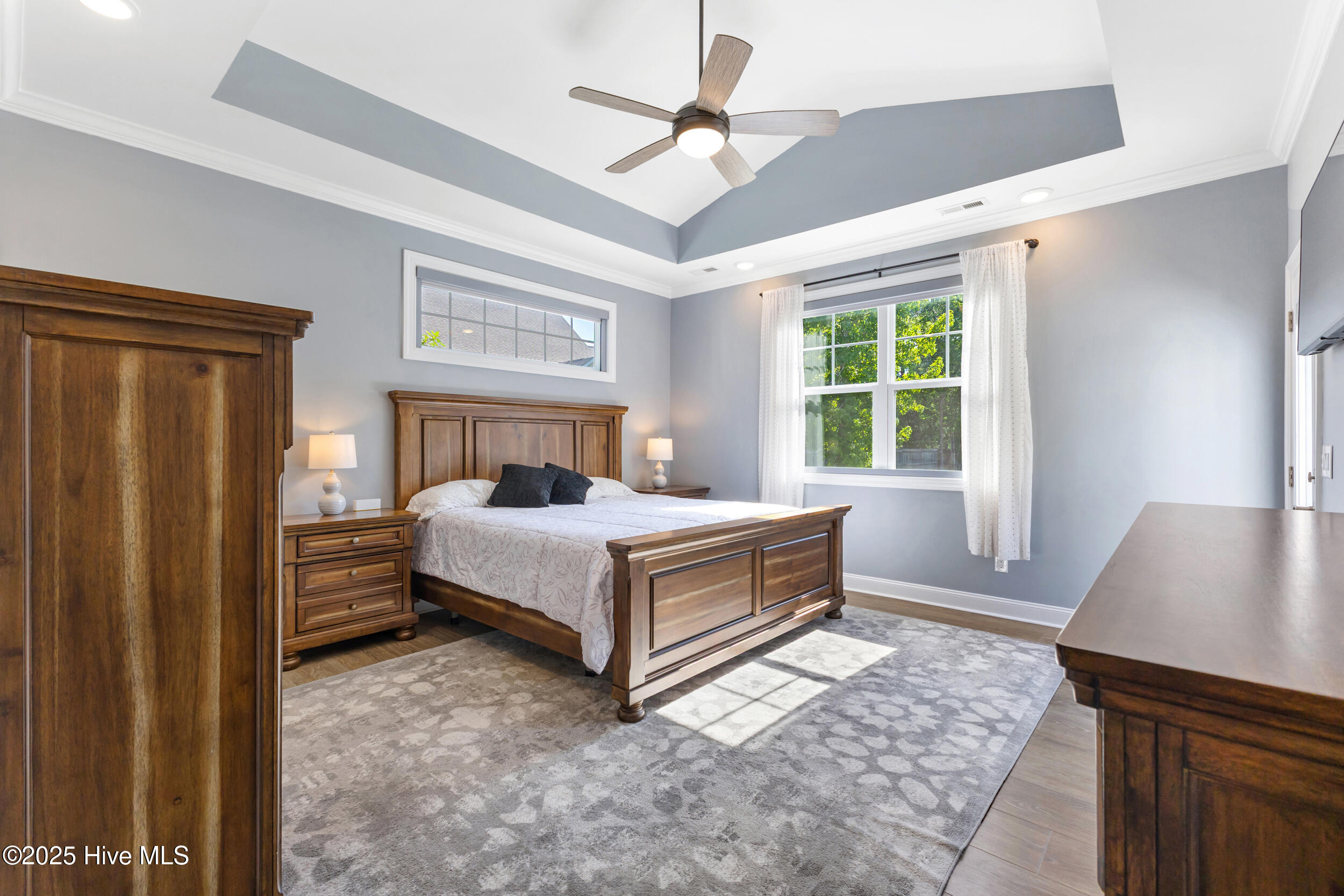 100520337 | Photo 21