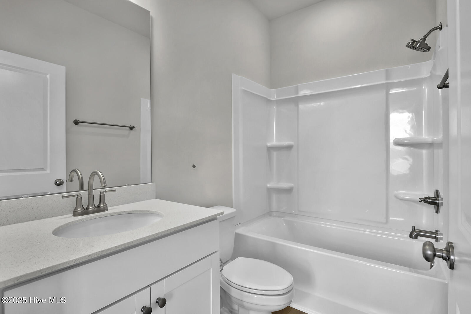 100526697 | Photo 22