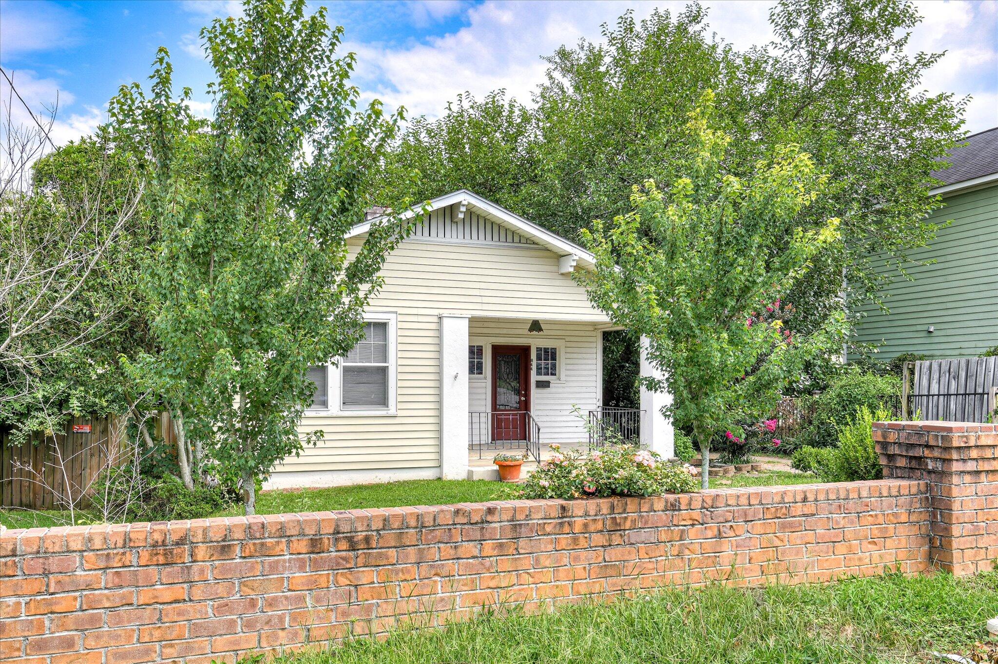 Property at 844 Heard Avenue