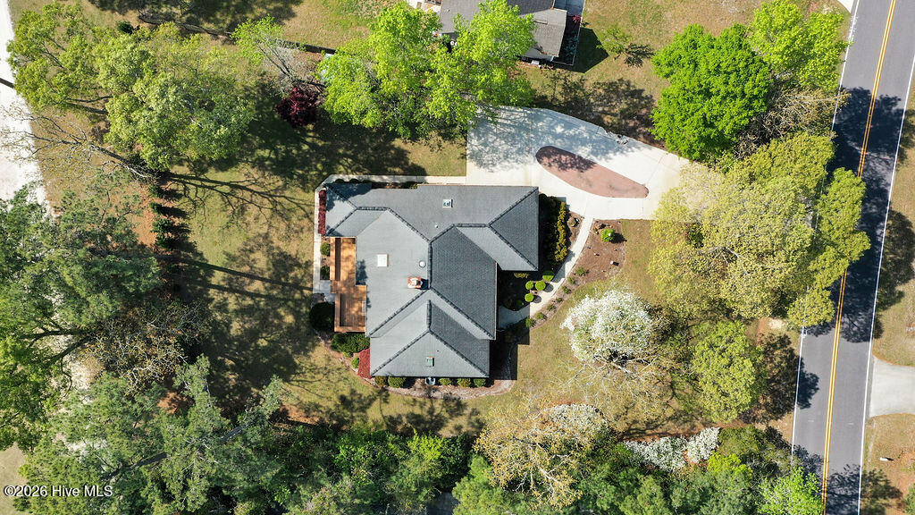 100567703 | Photo 32