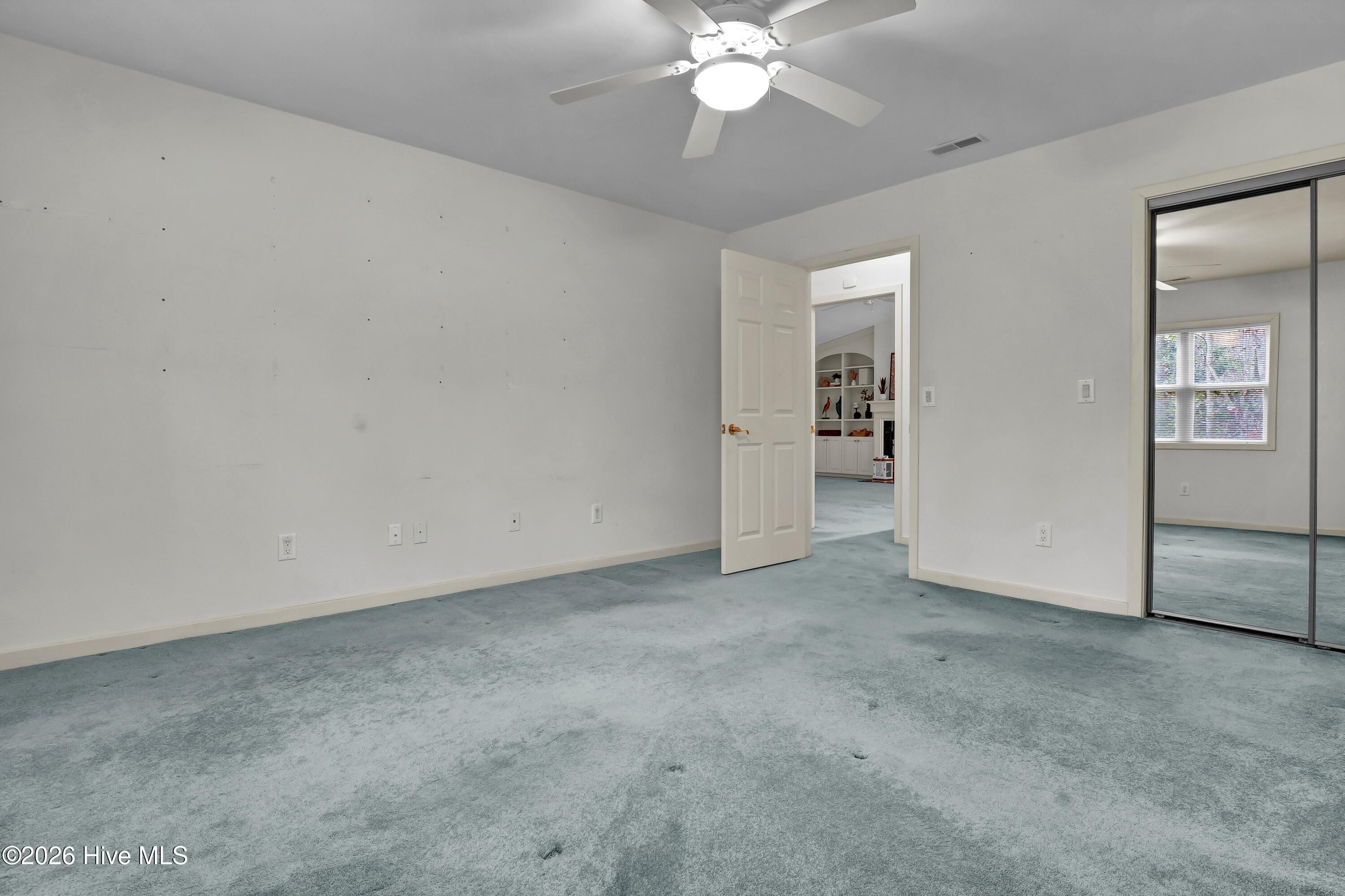 100554854 | Photo 19