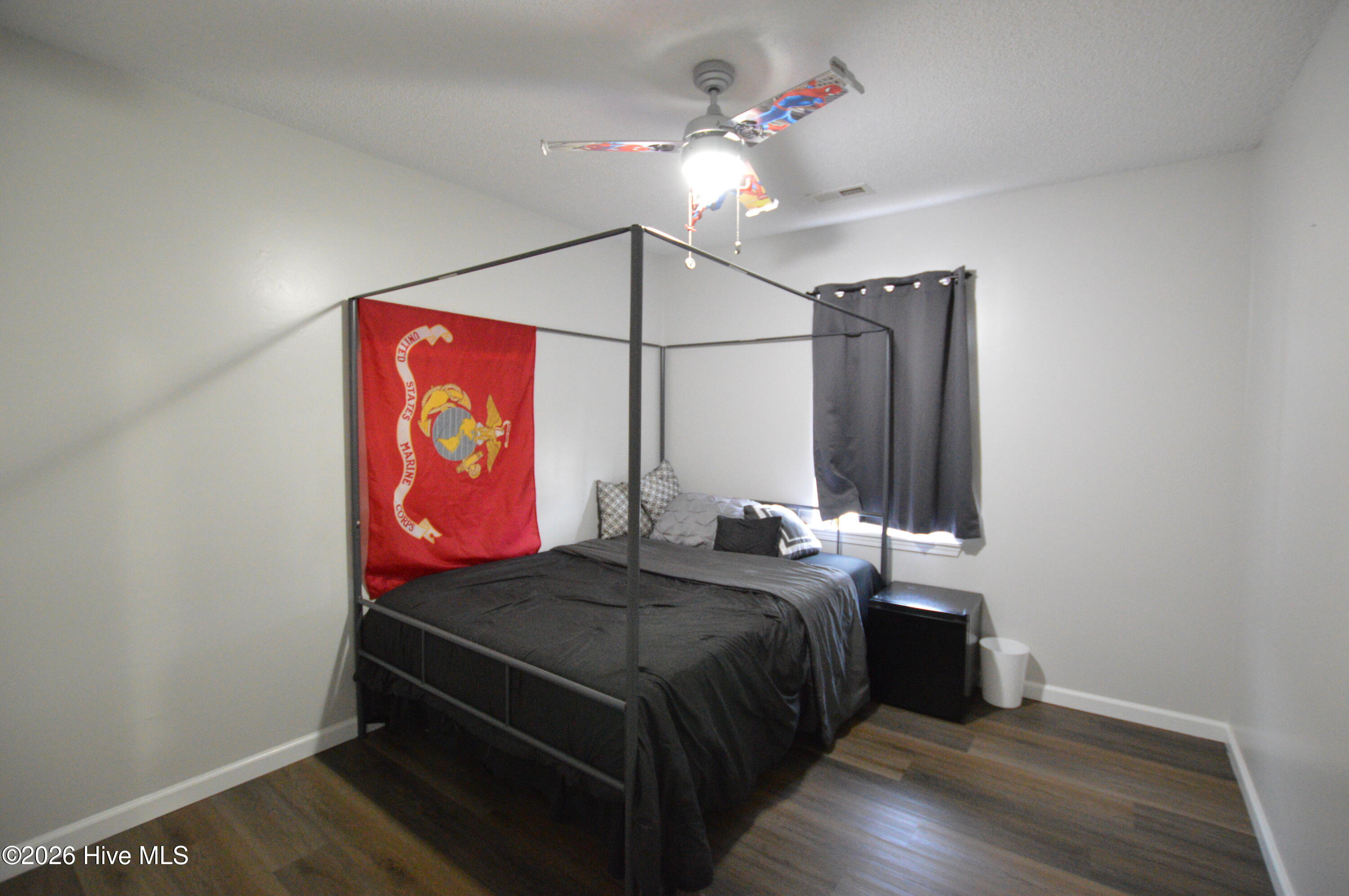 100557684 | Photo 17