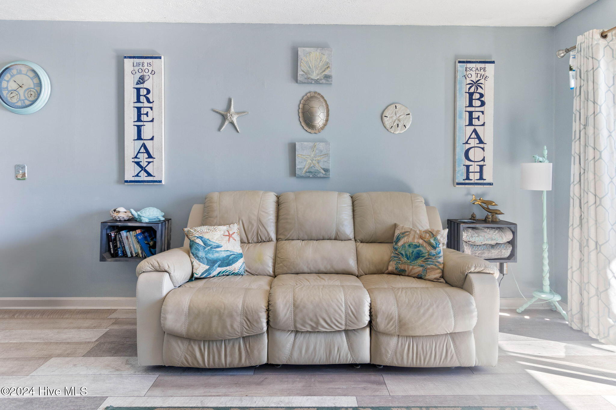 100475972 | Photo 23