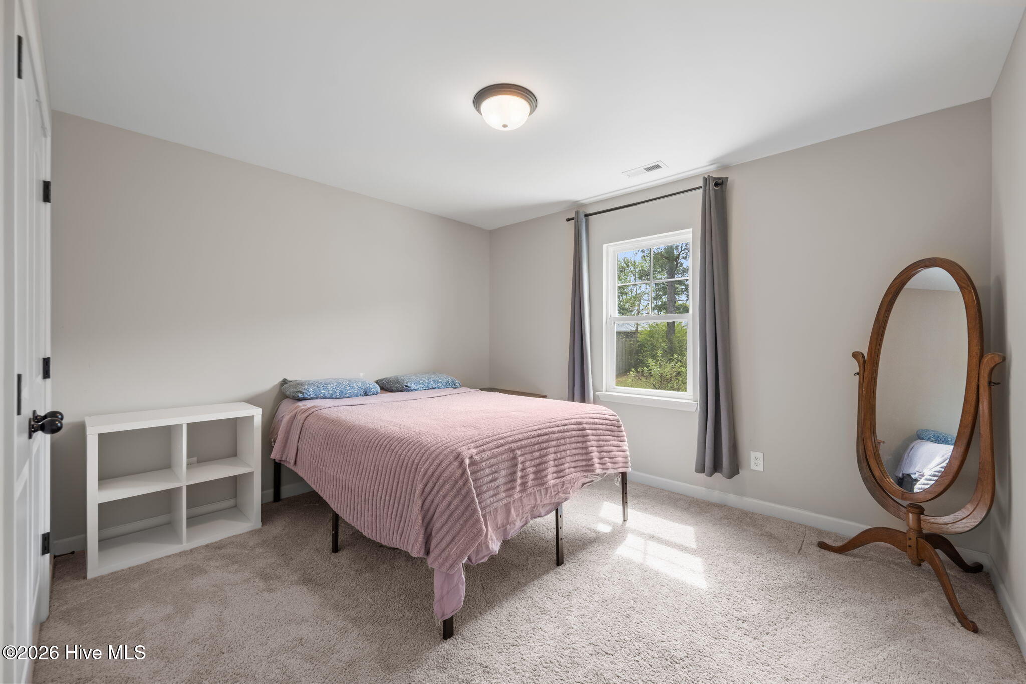 100567362 | Photo 19