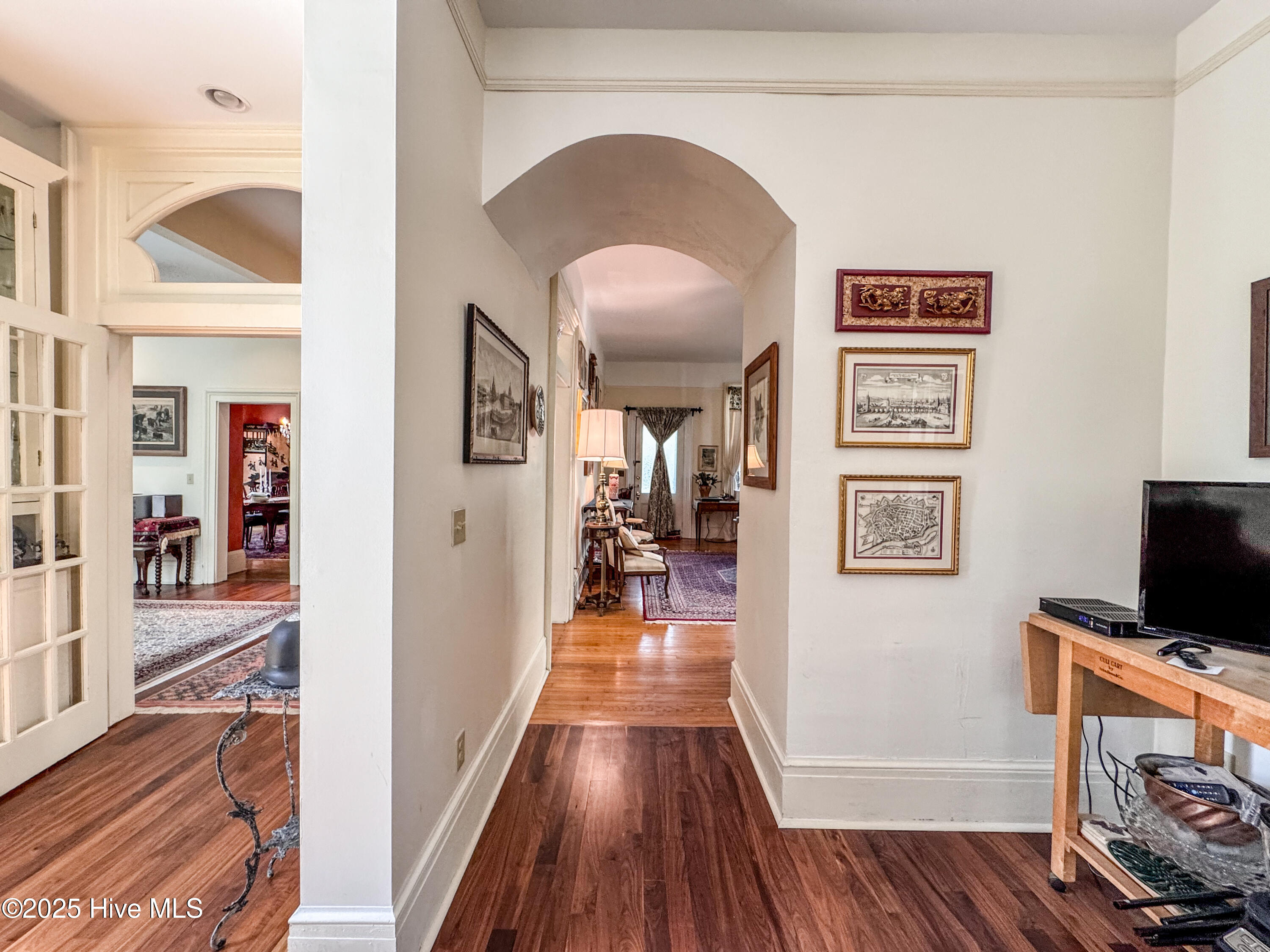 100501936 | Photo 44